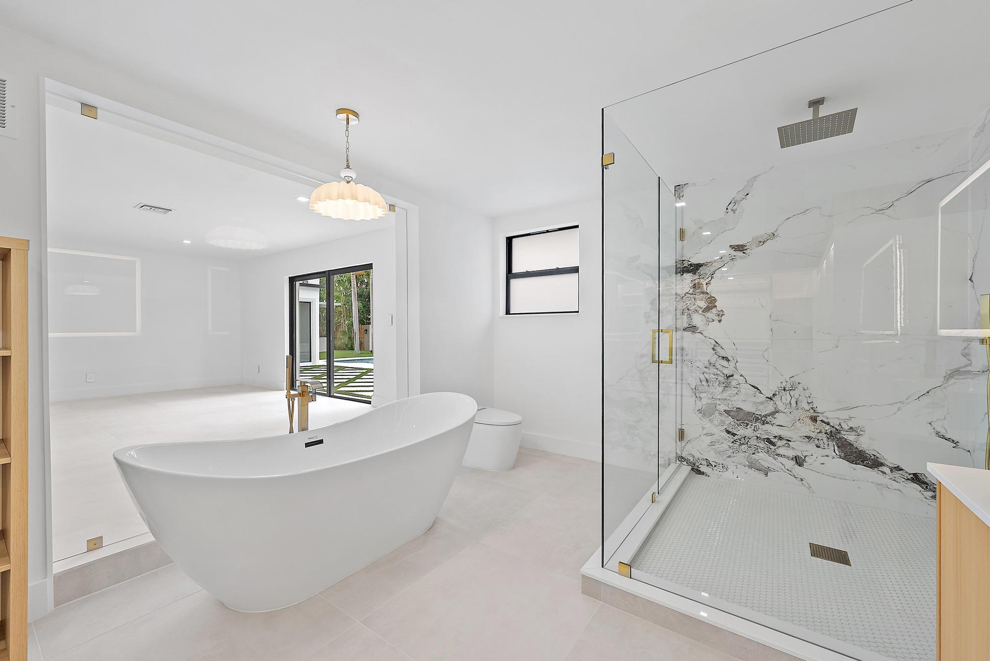 391 W Riverside, Tequesta FL 33469