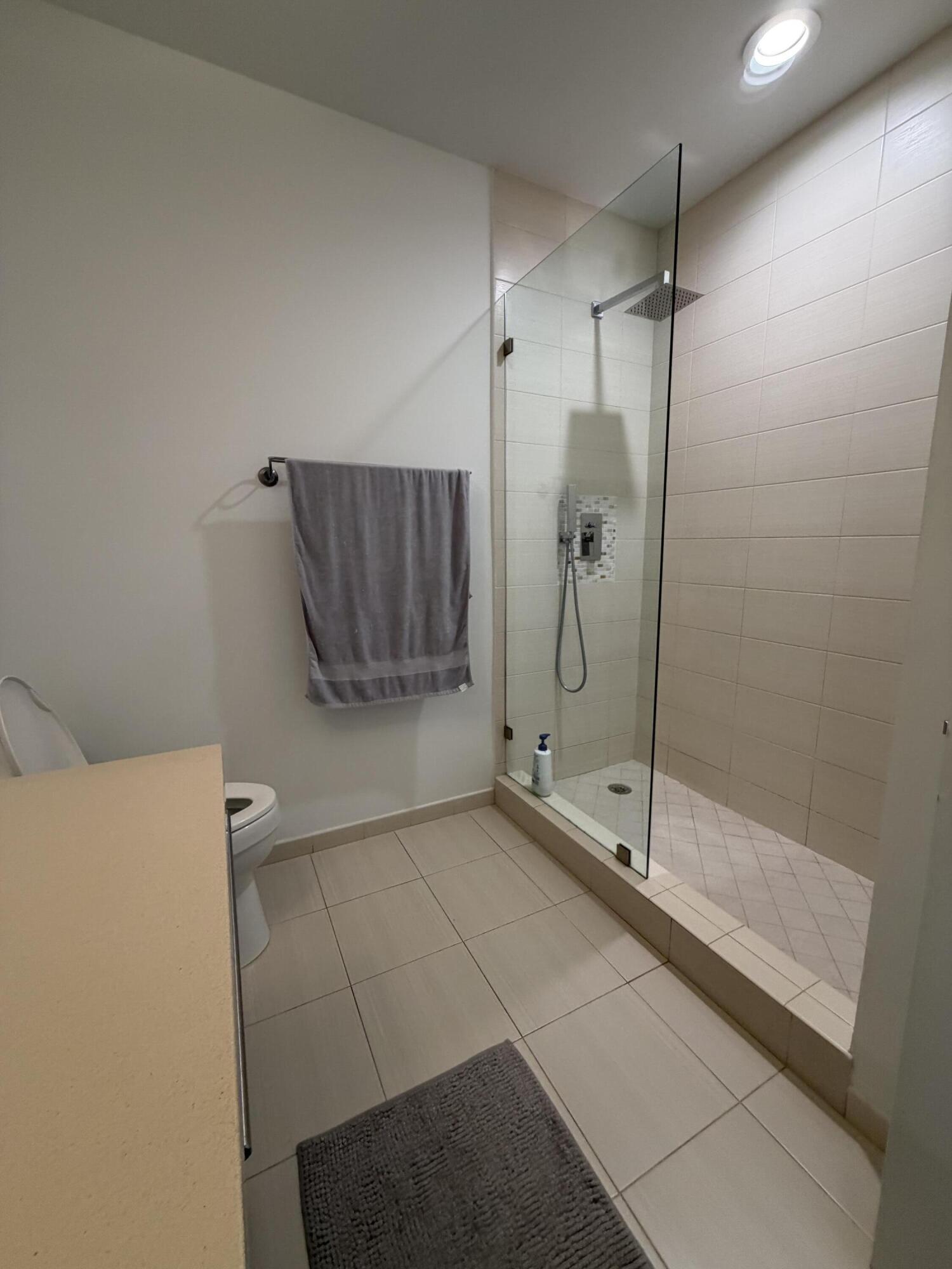 7930 East #1506, North Bay Village FL 33141