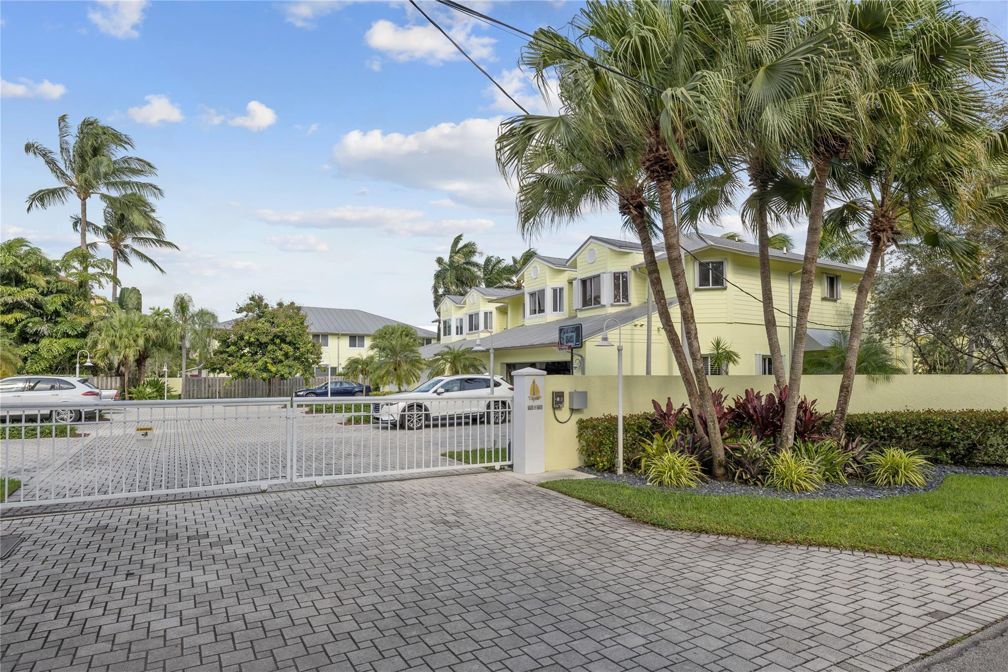 603 SW 7th #11, Fort Lauderdale FL 33315