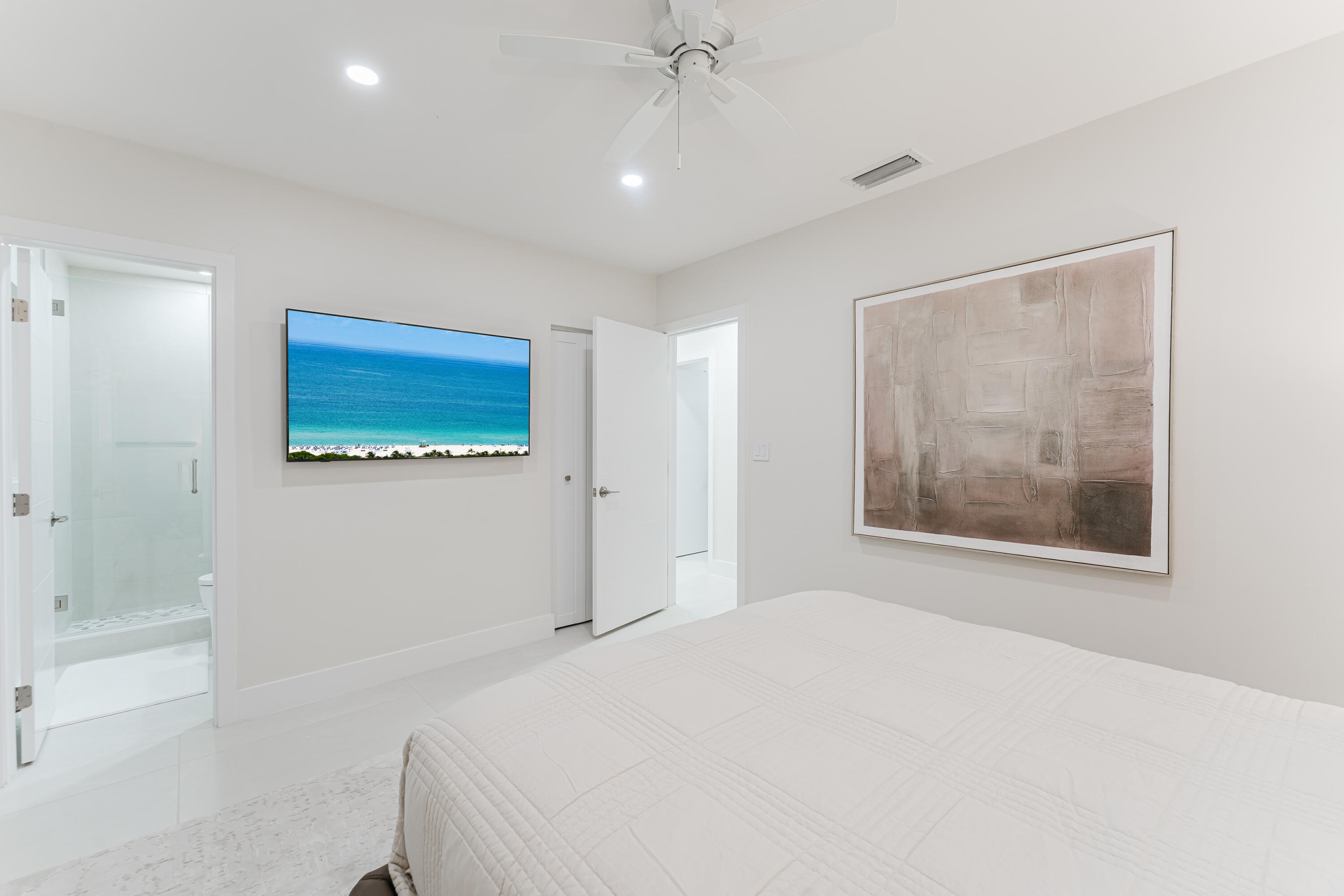 3199 NE 6th, Boca Raton FL 33431