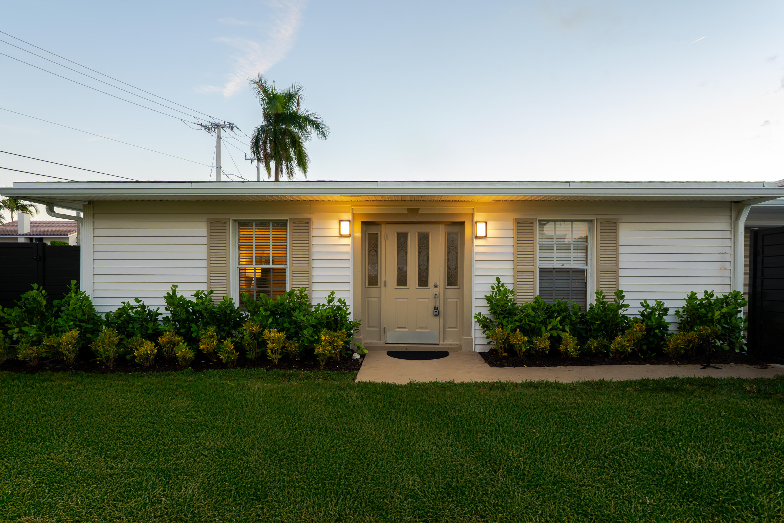 3199 NE 6th, Boca Raton FL 33431