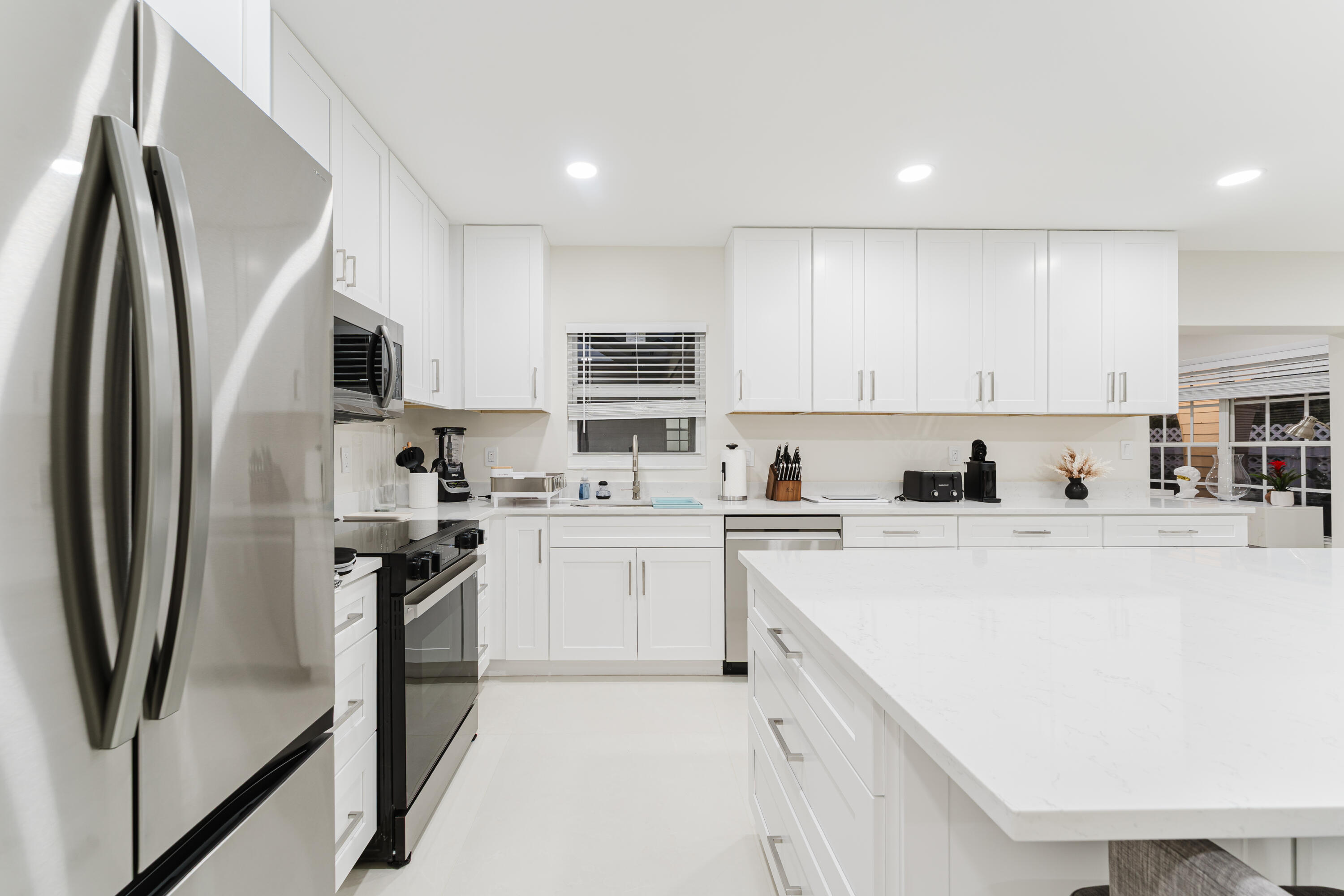 3199 NE 6th, Boca Raton FL 33431