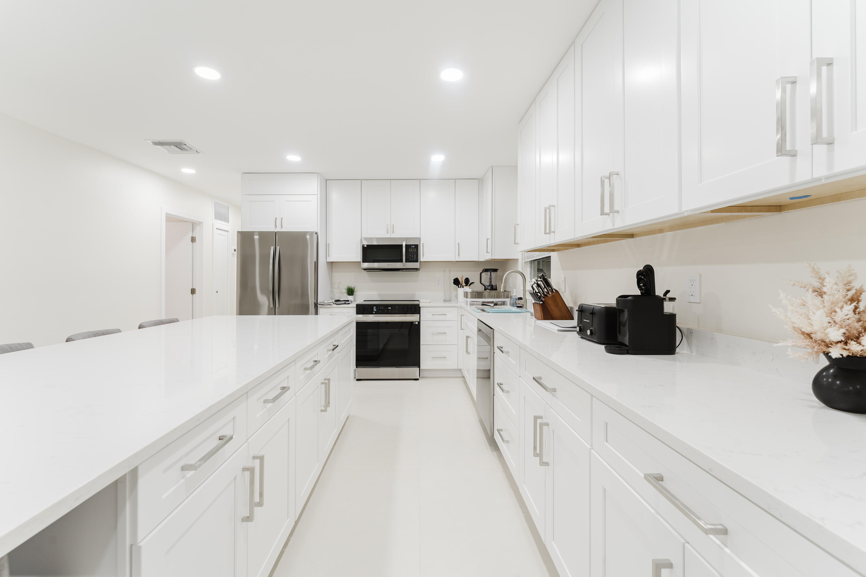 3199 NE 6th, Boca Raton FL 33431