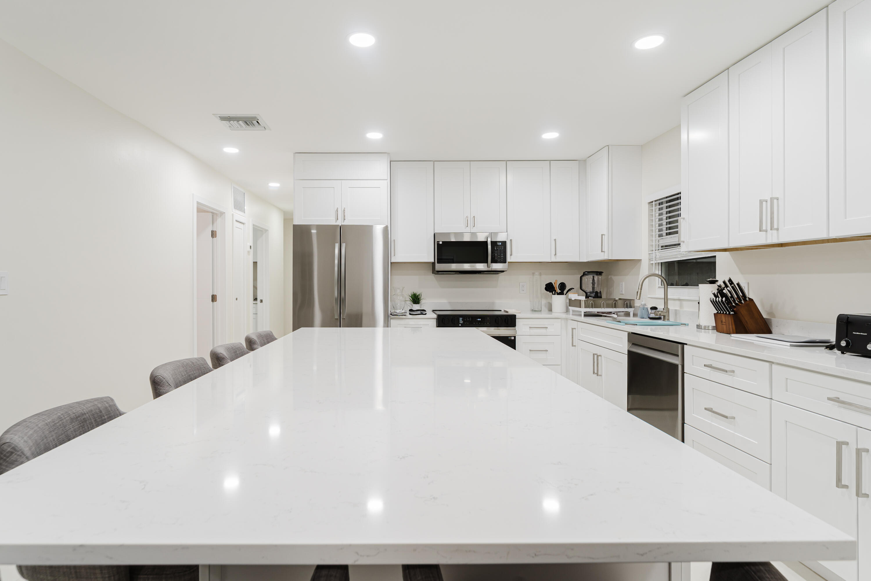 3199 NE 6th, Boca Raton FL 33431