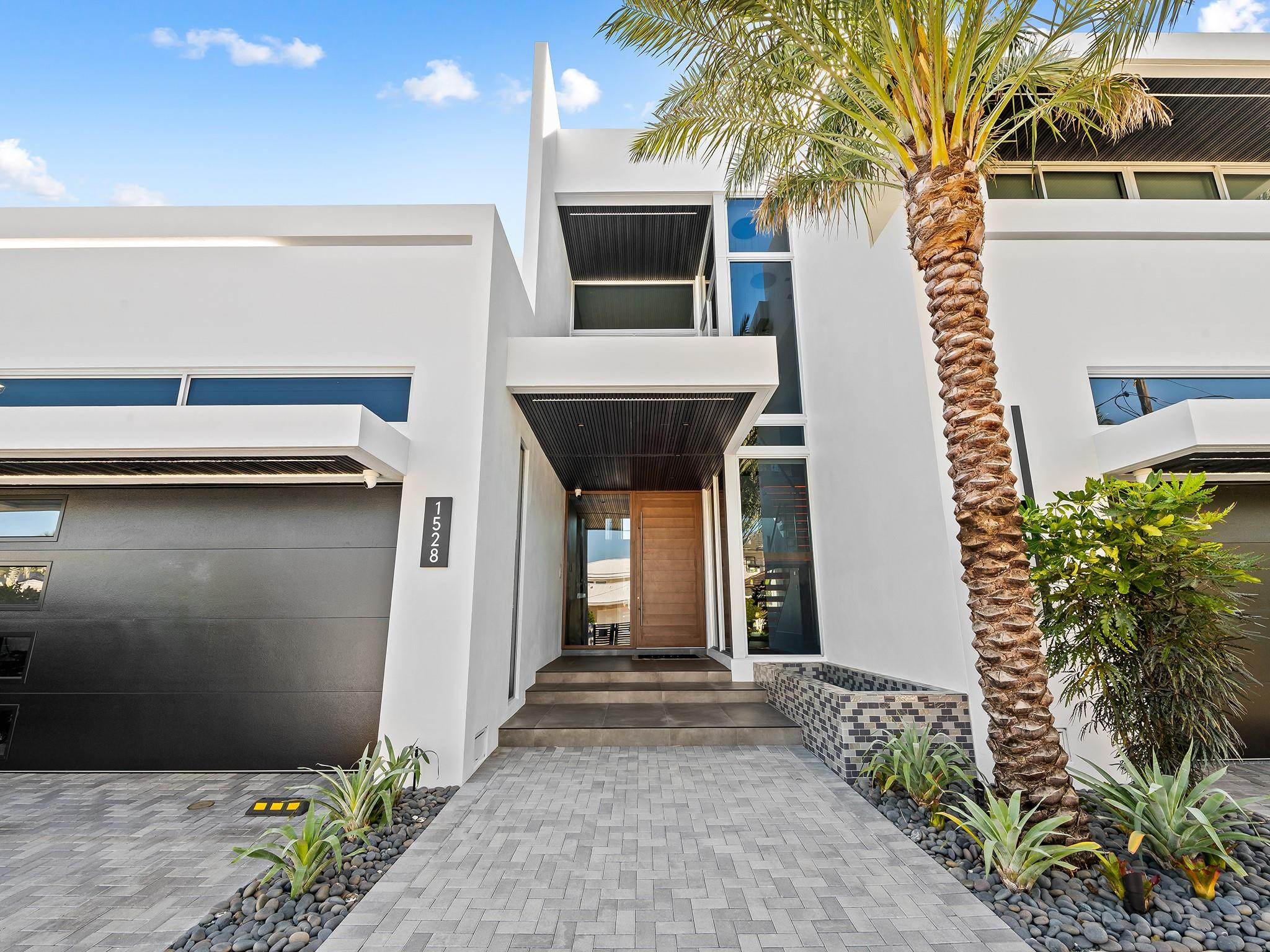 1528 SE 11th, Fort Lauderdale FL 33316