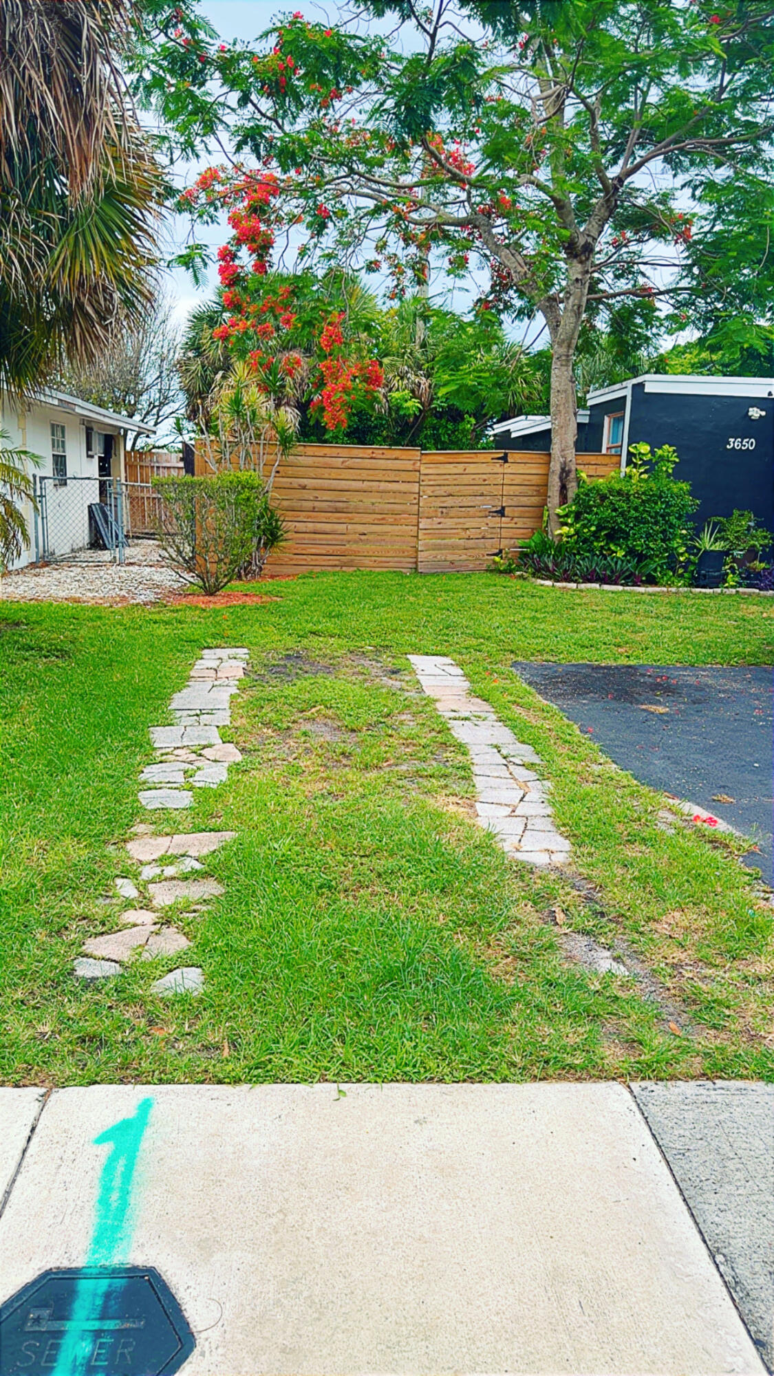 3650 NW 44th, Lauderdale Lakes FL 33319