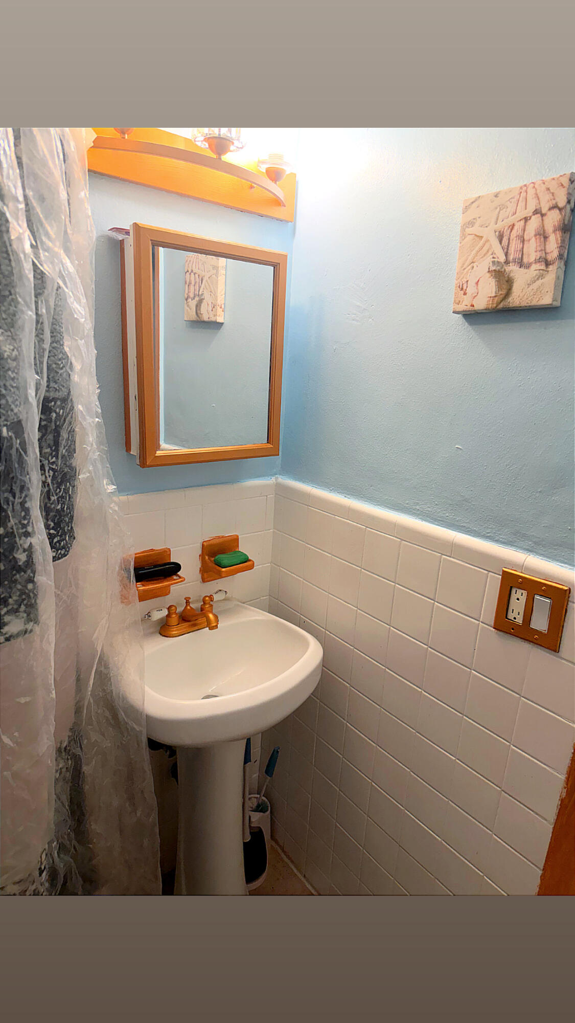 3650 NW 44th, Lauderdale Lakes FL 33319