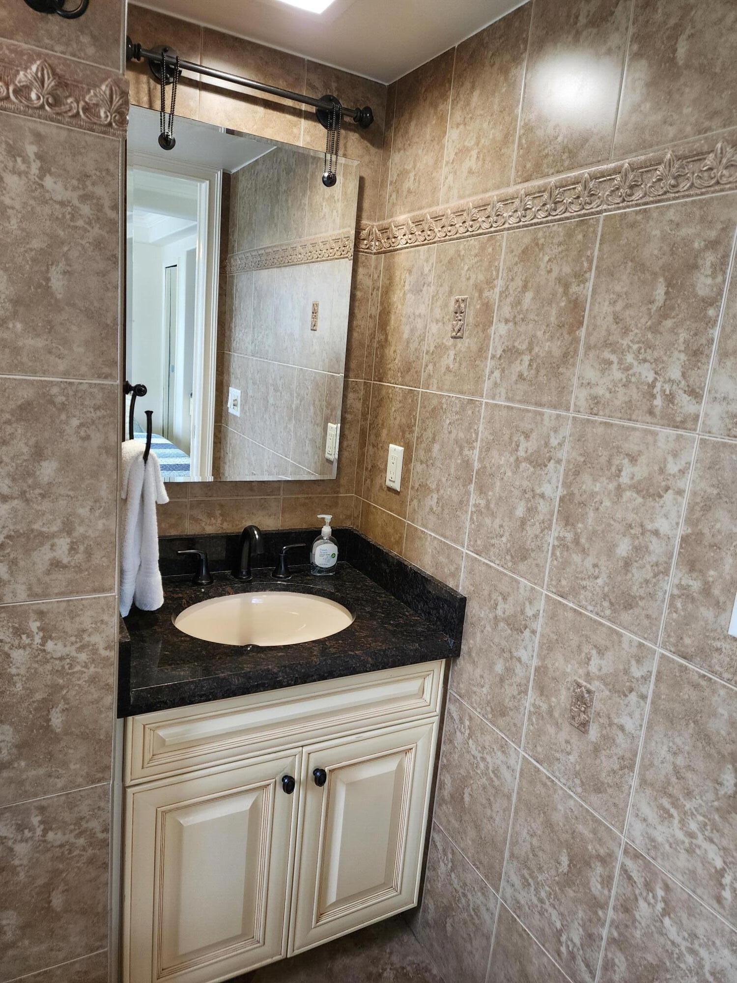 2080 E Hillsboro #108, Deerfield Beach FL 33441