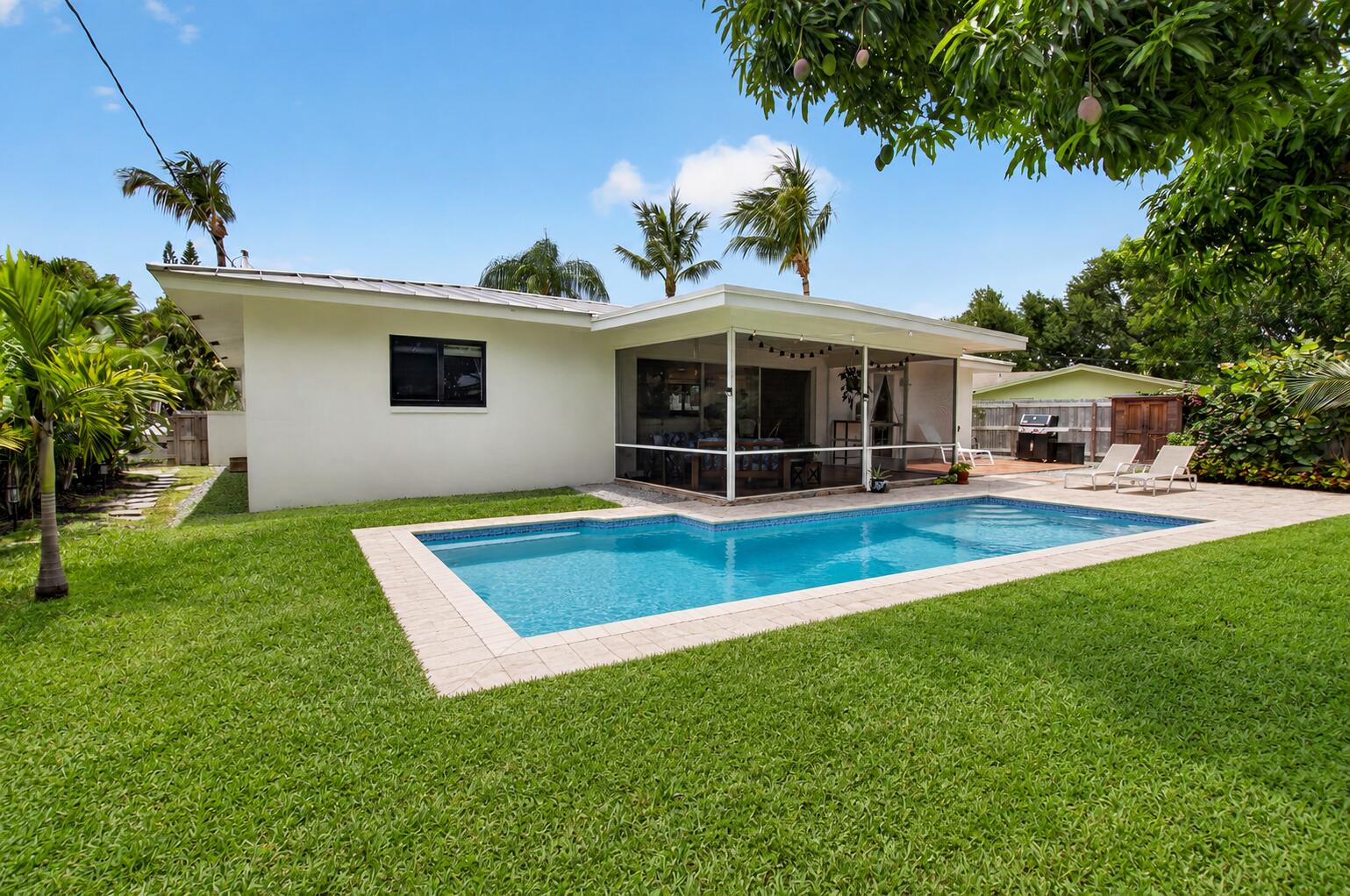 450 SW 12th, Boca Raton FL 33486