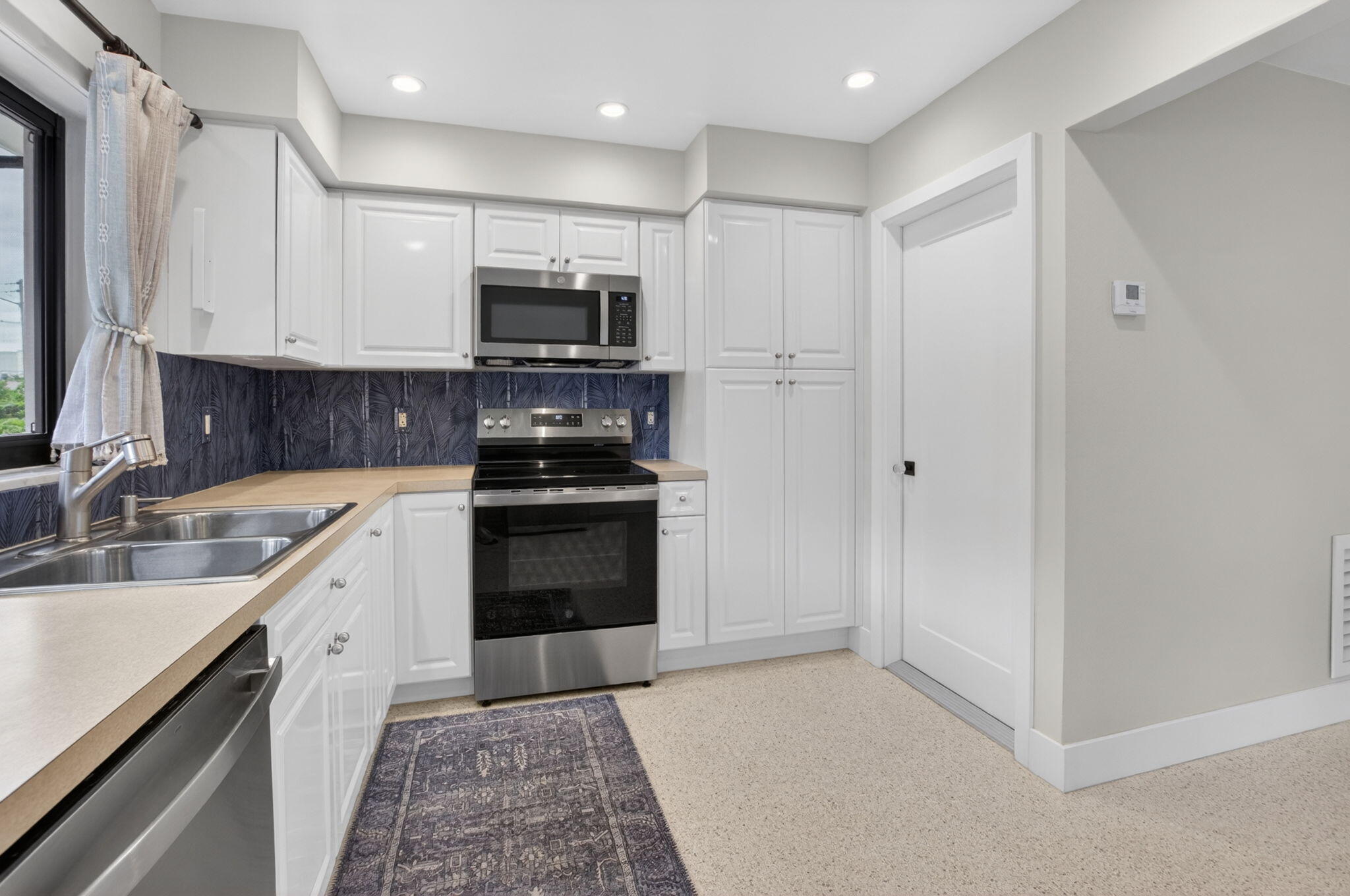 450 SW 12th, Boca Raton FL 33486