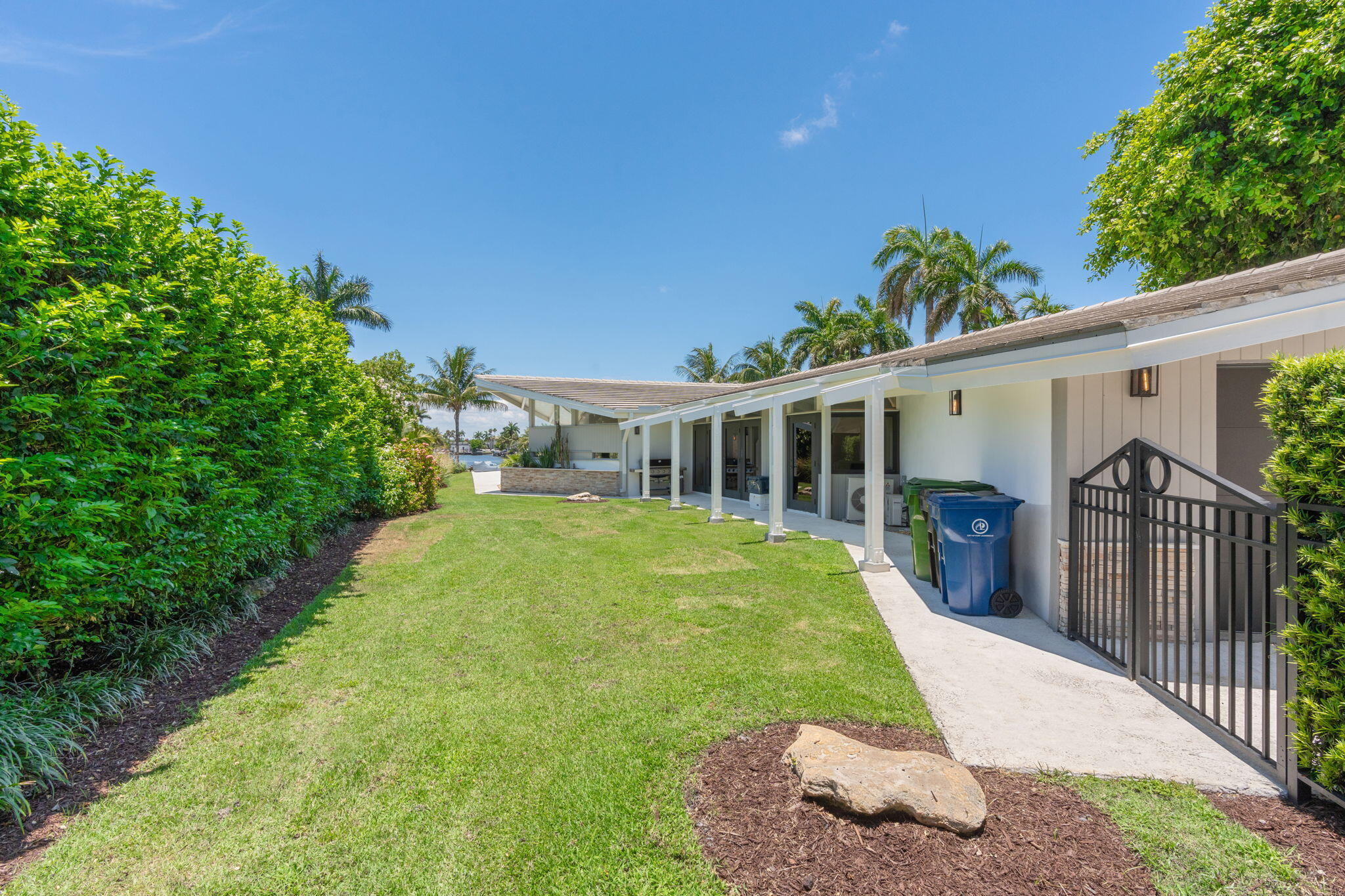 1425 Middle River, Fort Lauderdale FL 33304
