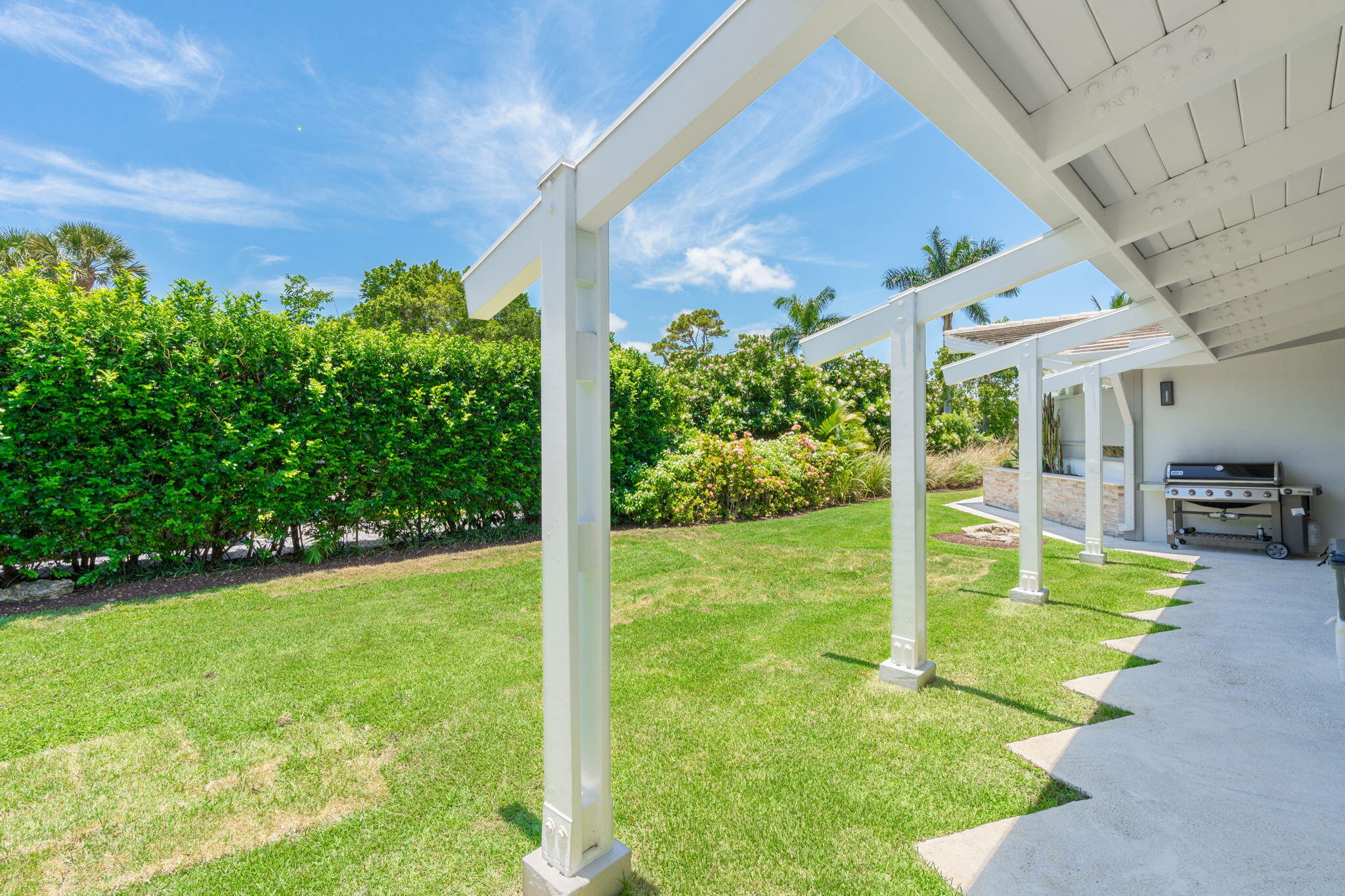 1425 Middle River, Fort Lauderdale FL 33304