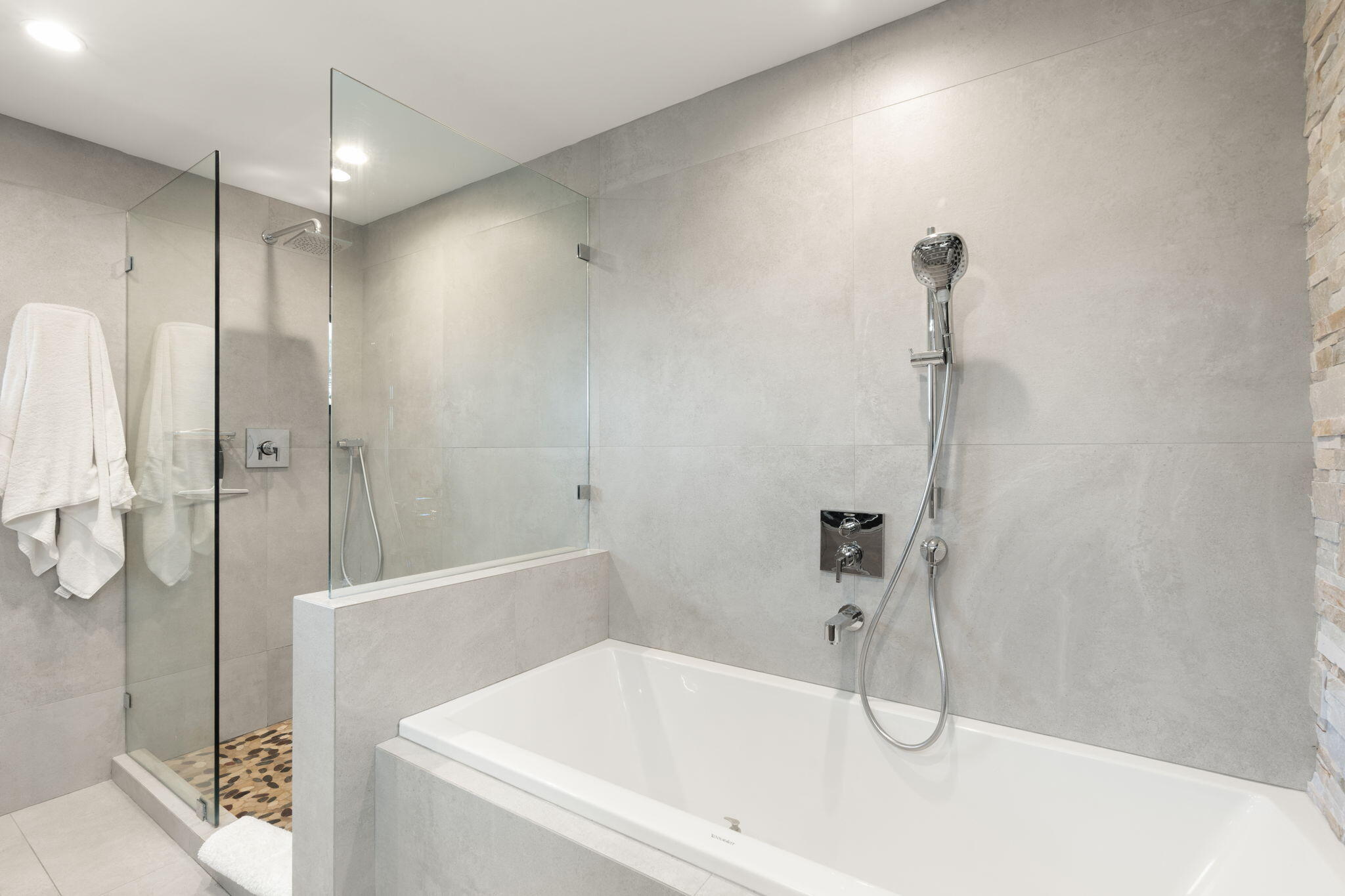 1425 Middle River, Fort Lauderdale FL 33304