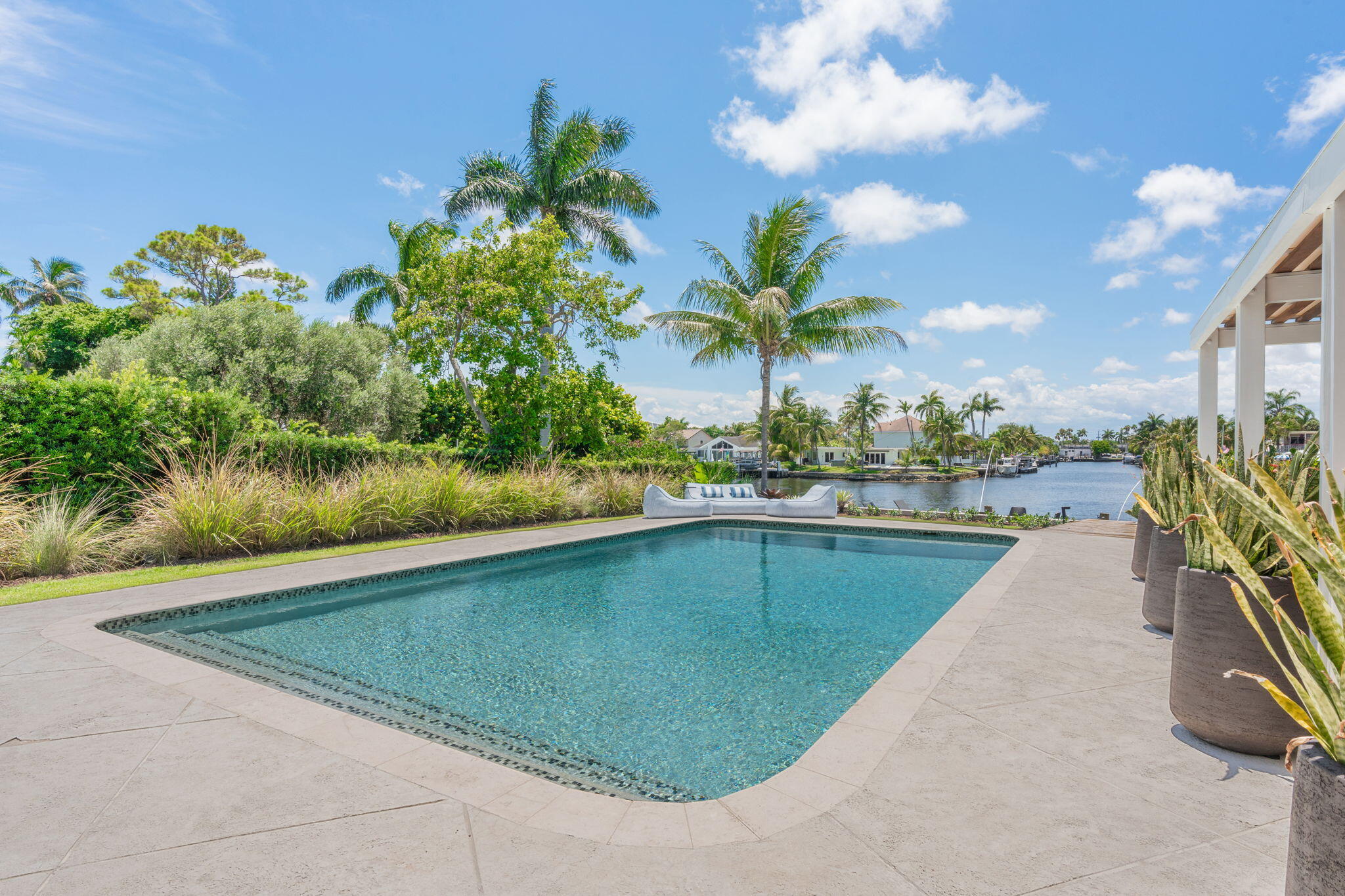 1425 Middle River, Fort Lauderdale FL 33304