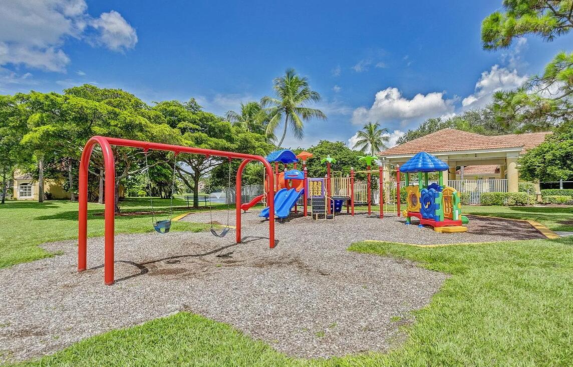1073 Aspri, Riviera Beach FL 33418