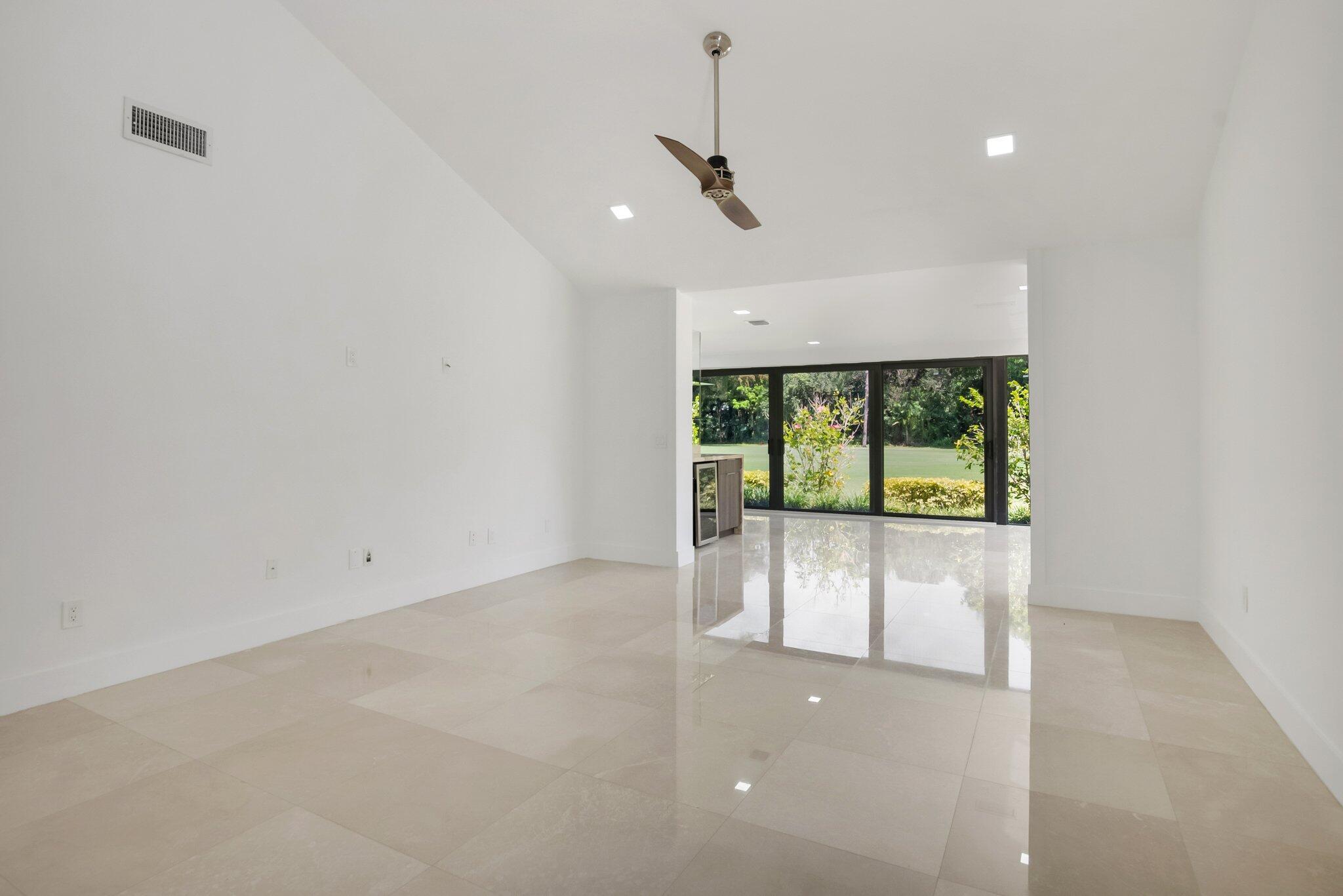 21922 Cypress #37b, Boca Raton FL 33433