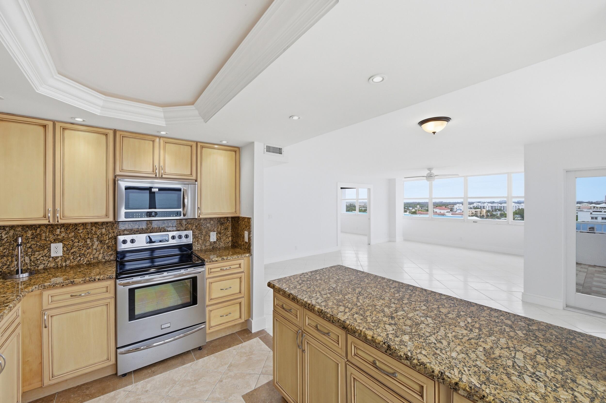 800 SE 20th #901, Deerfield Beach FL 33441
