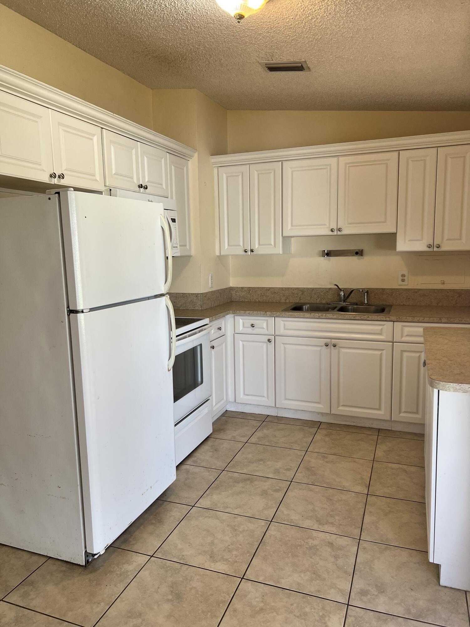 3031 French, Lake Worth FL 33461