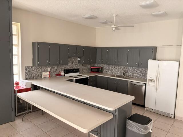 5103 NW 35th #401, Lauderdale Lakes FL 33319