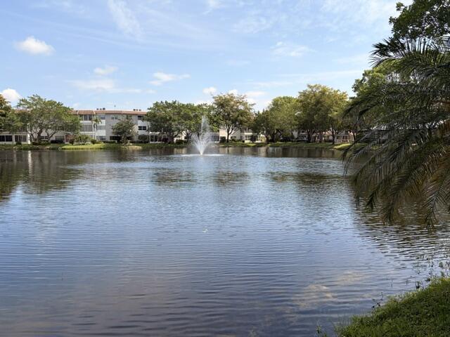 5103 NW 35th #401, Lauderdale Lakes FL 33319
