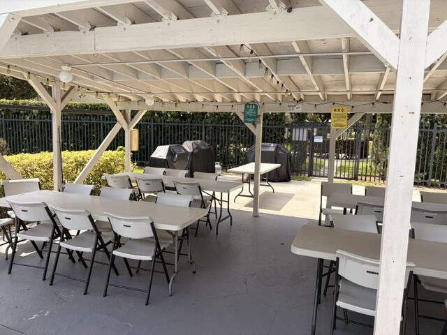 5103 NW 35th #401, Lauderdale Lakes FL 33319