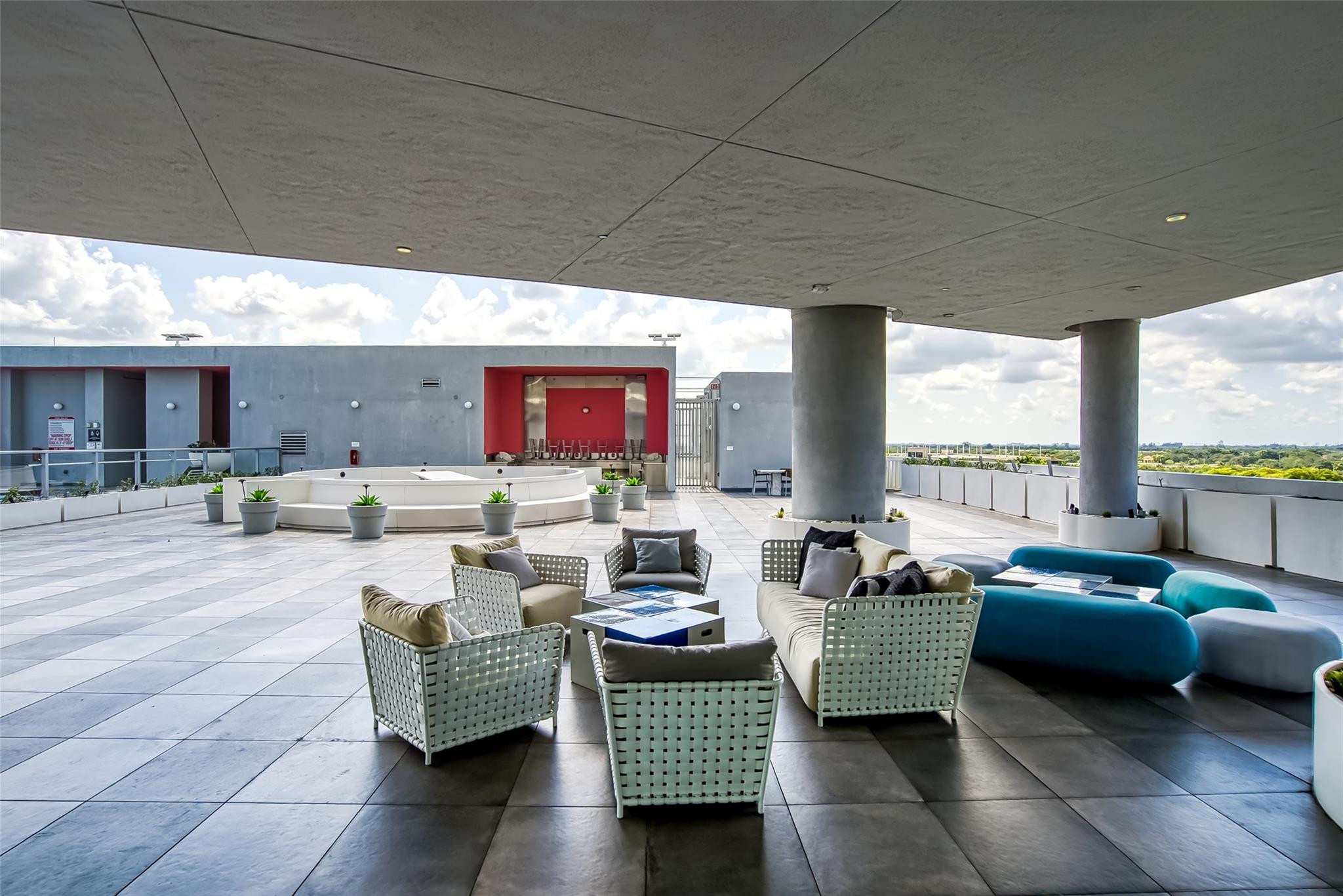 2000 Metropica #1410, Sunrise FL 33323