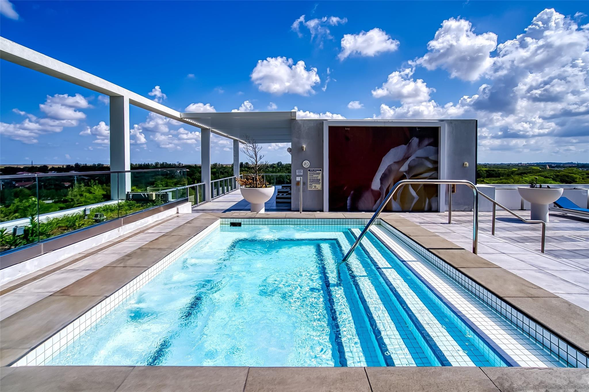 2000 Metropica #1410, Sunrise FL 33323