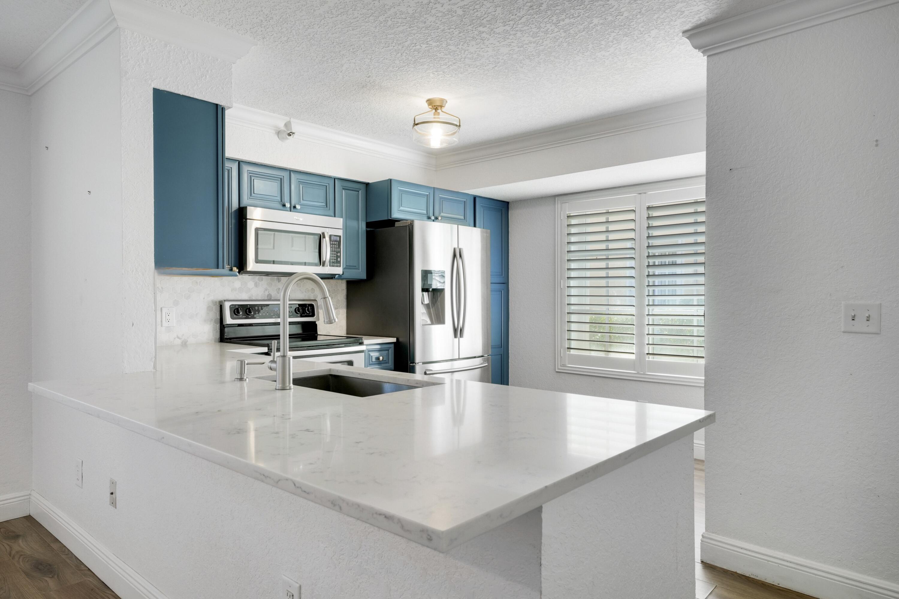 127 Yacht Club #101, Hypoluxo FL 33462