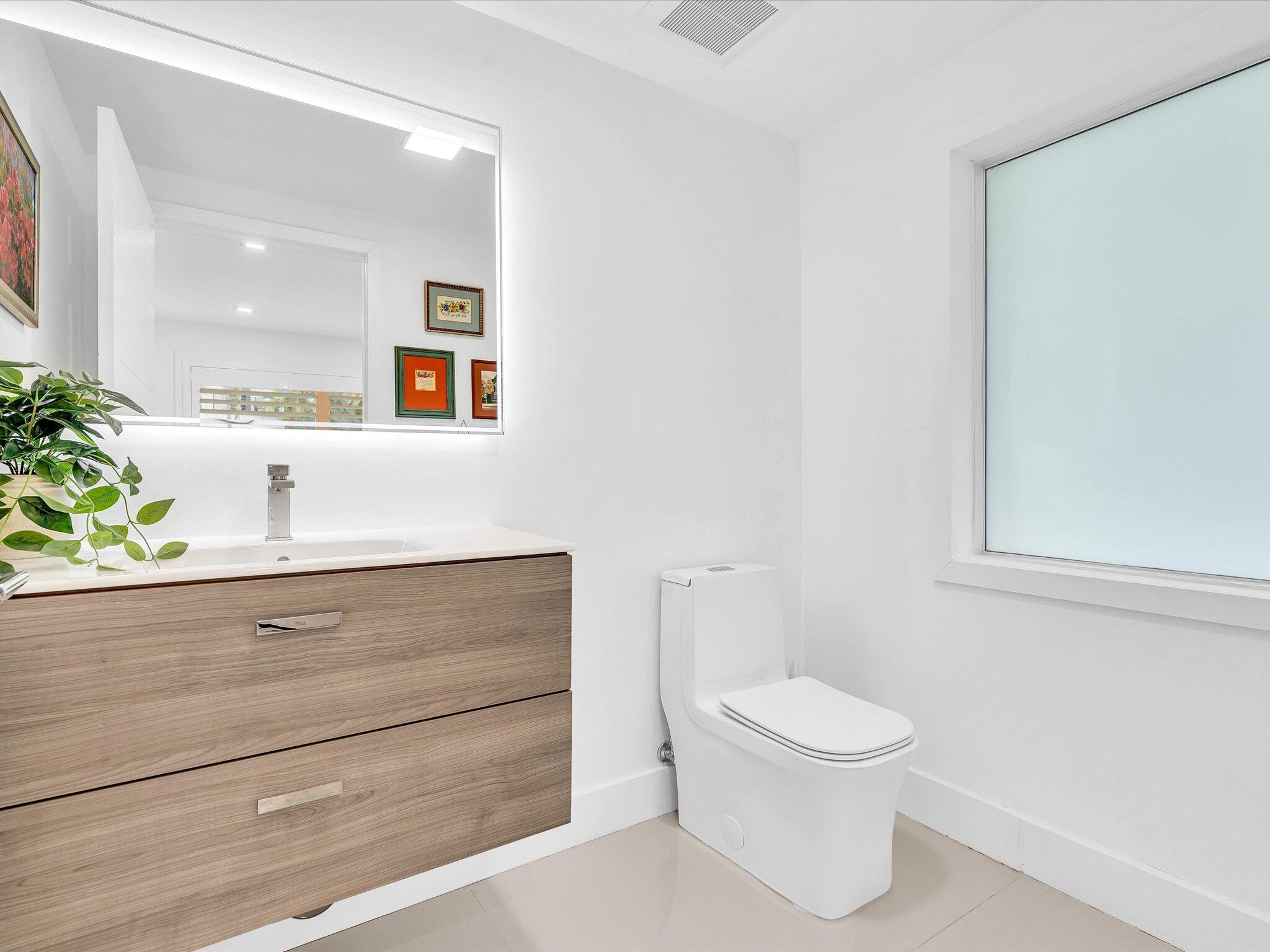 1903 Bay, Pompano Beach FL 33062