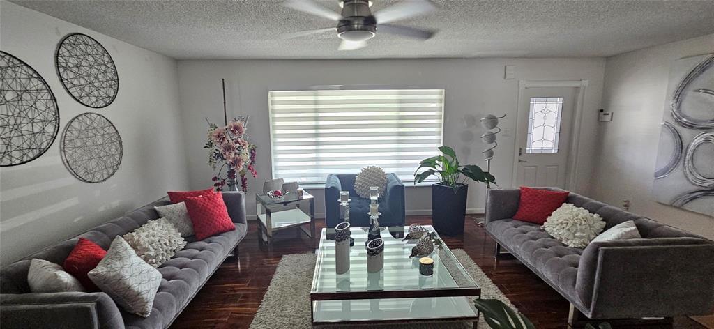 7000 NW 11th, Margate FL 33063