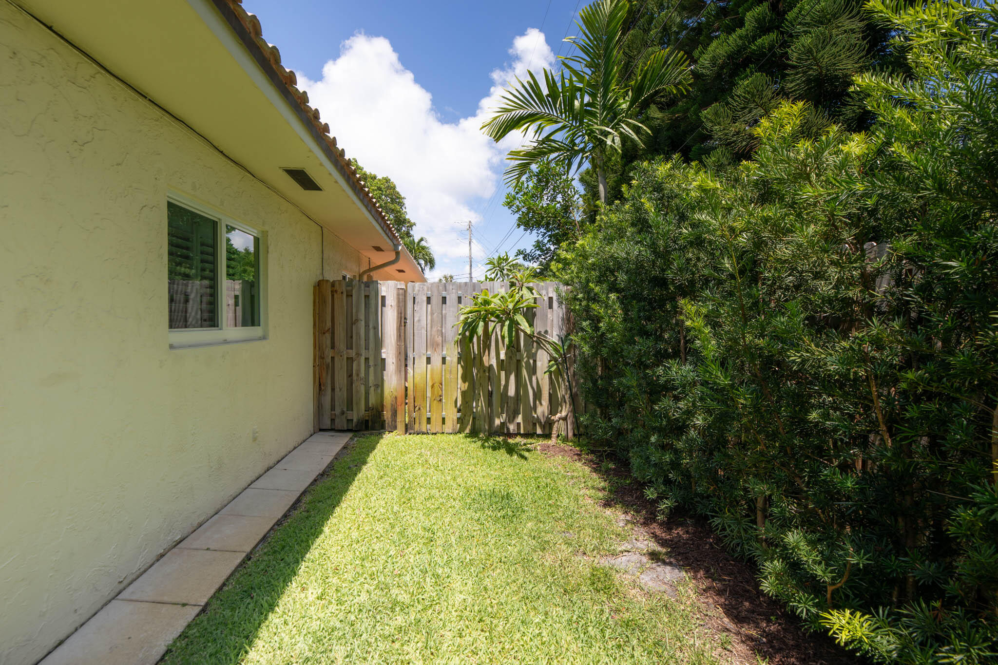 2603 NE 35th, Fort Lauderdale FL 33306