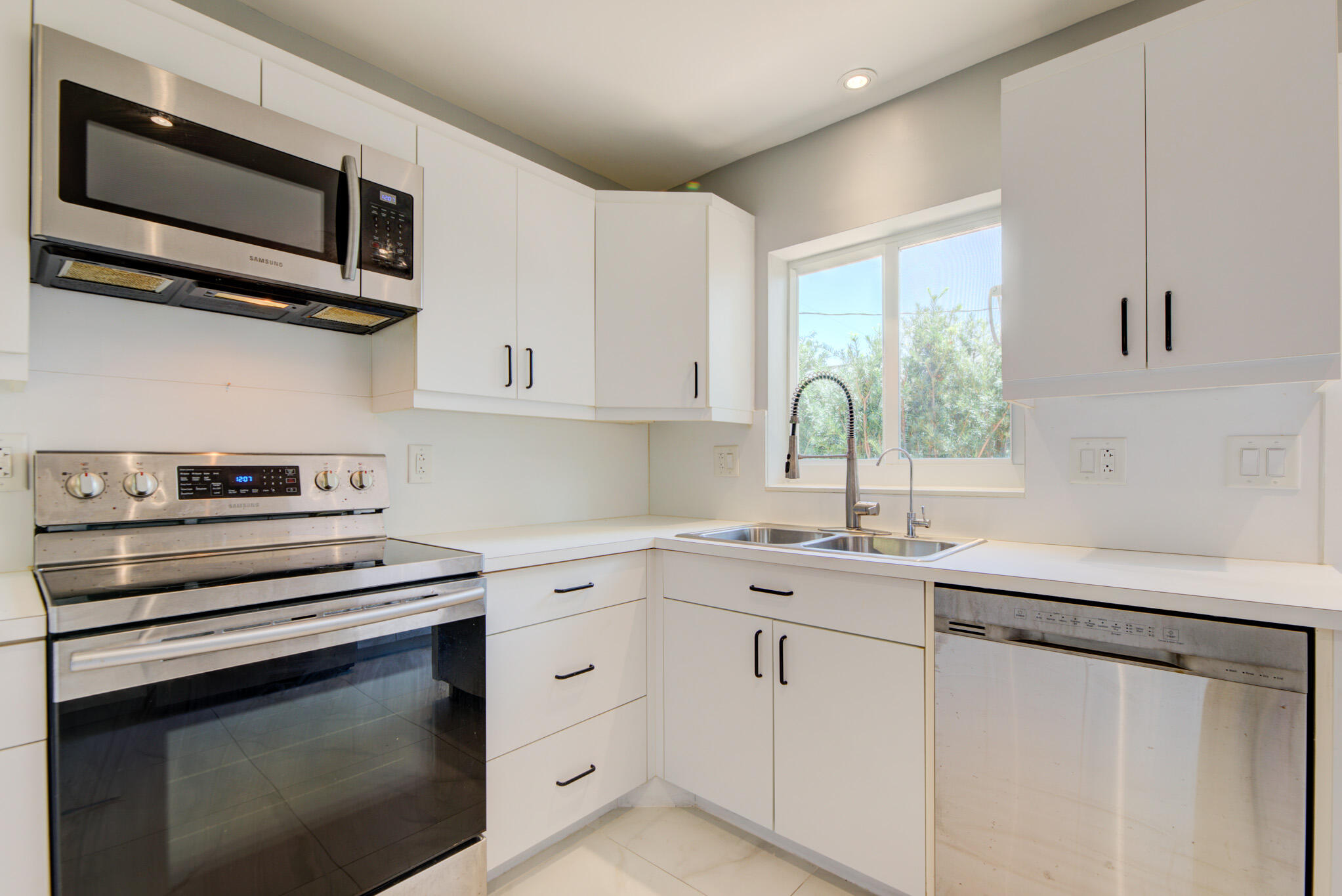 2603 NE 35th, Fort Lauderdale FL 33306
