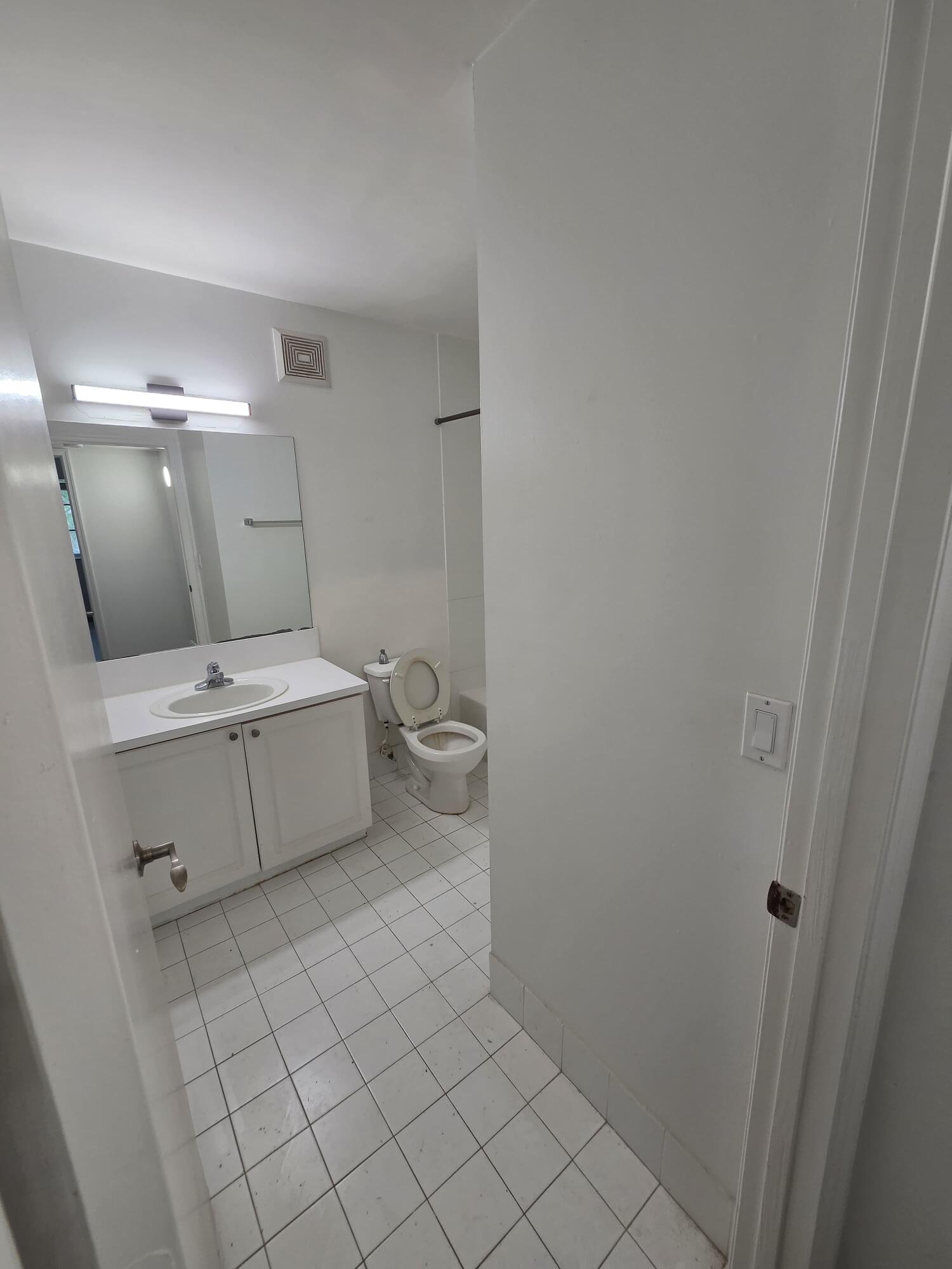 12112 St.andrews #212, Miramar FL 33025
