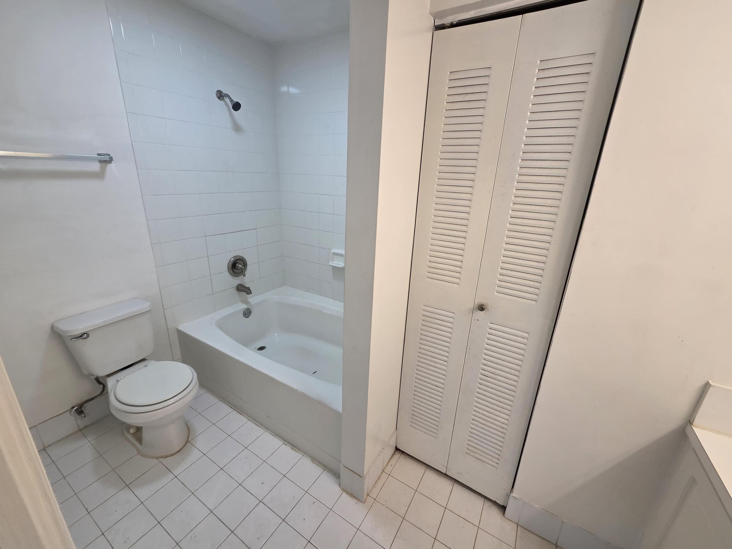 12112 St.andrews #212, Miramar FL 33025