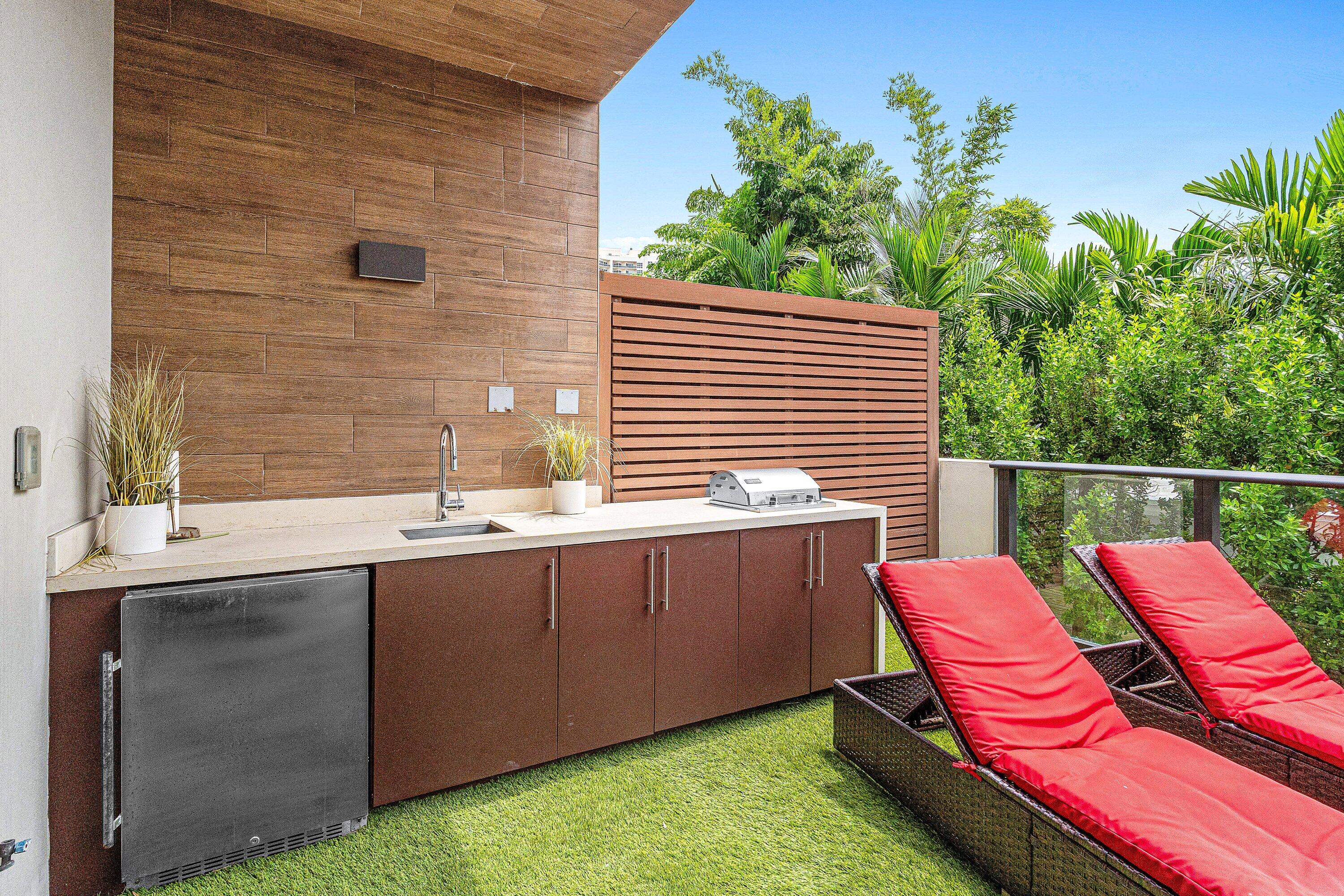 3030 N Ocean #S101, Fort Lauderdale FL 33308