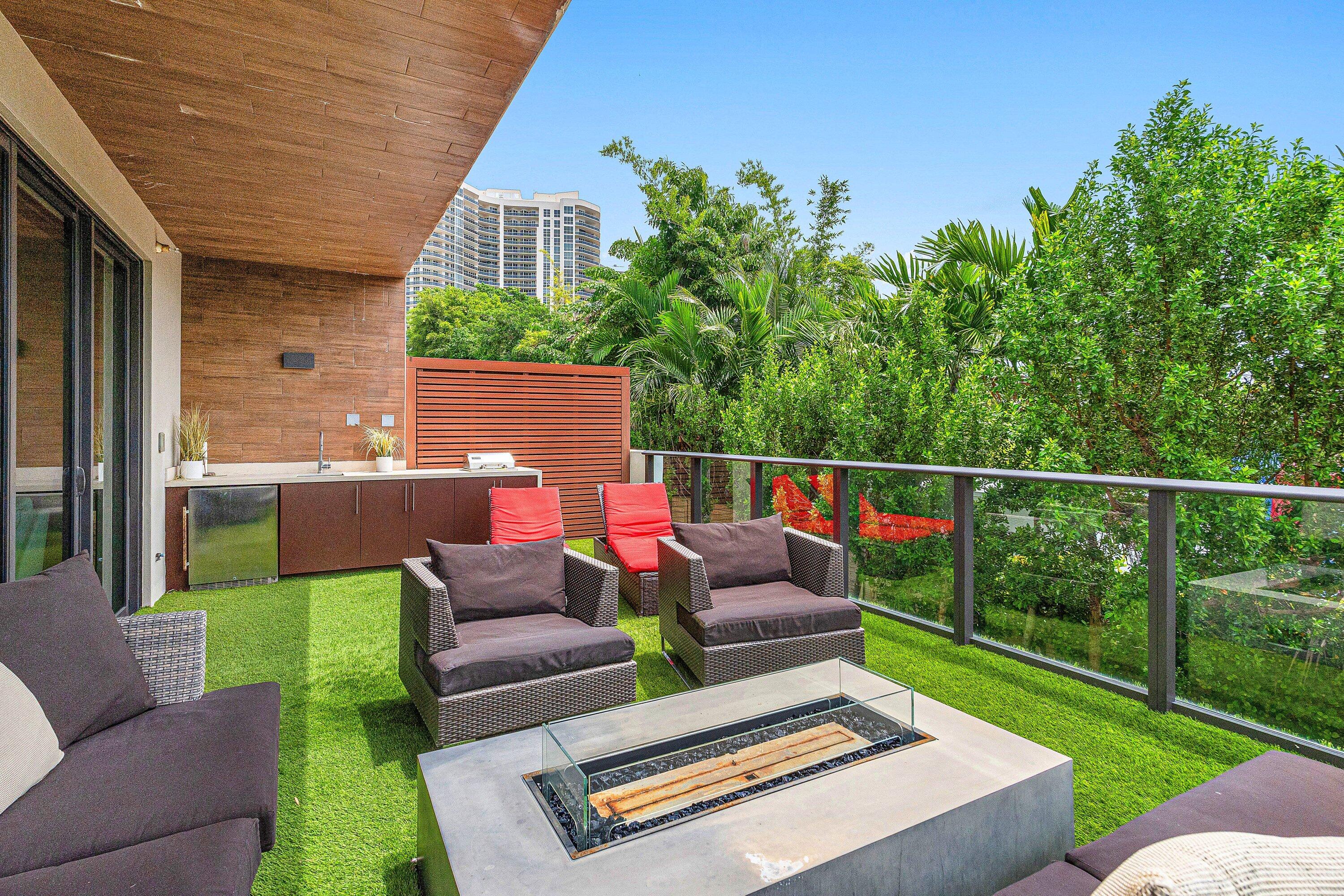 3030 N Ocean #S101, Fort Lauderdale FL 33308