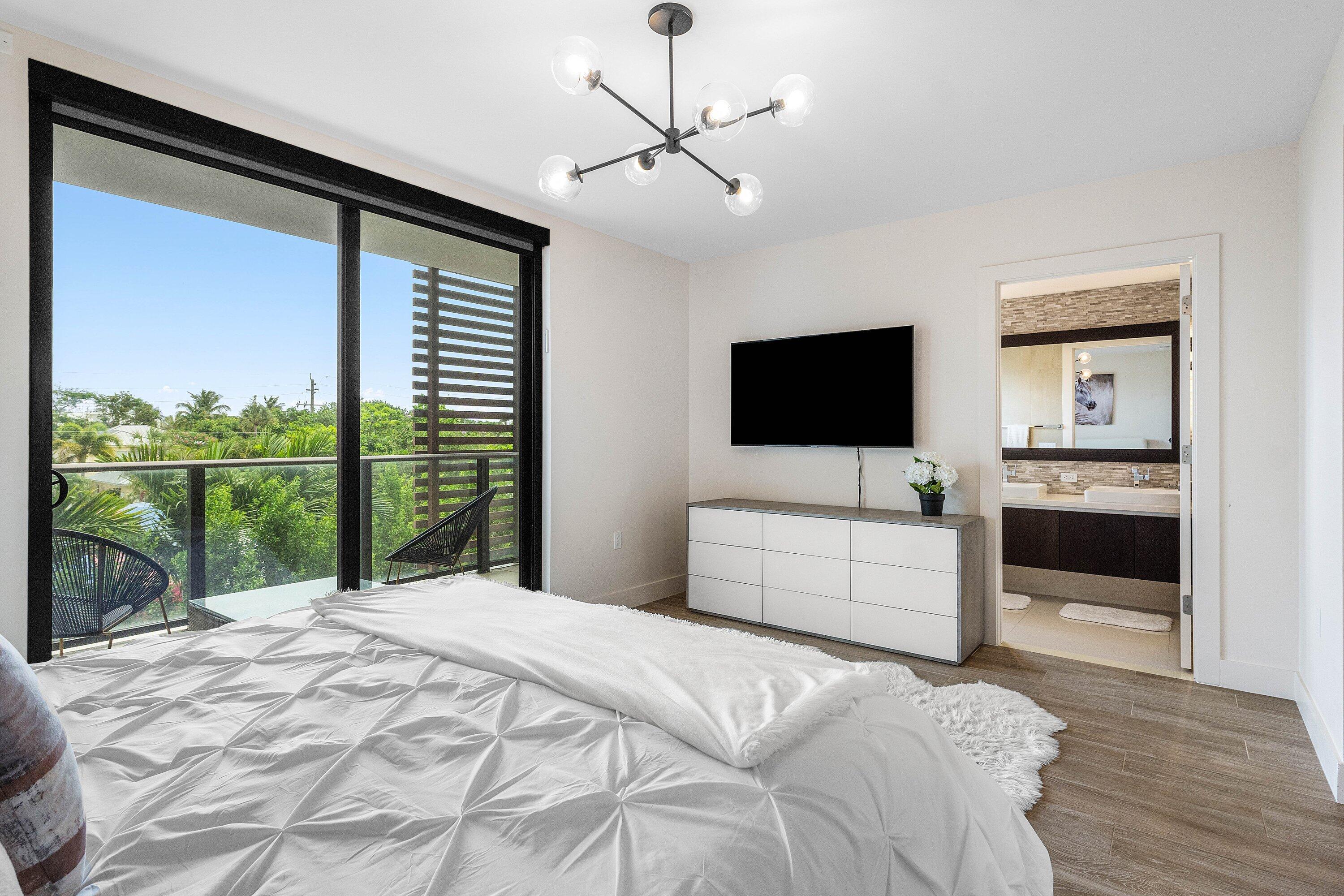 3030 N Ocean #S101, Fort Lauderdale FL 33308