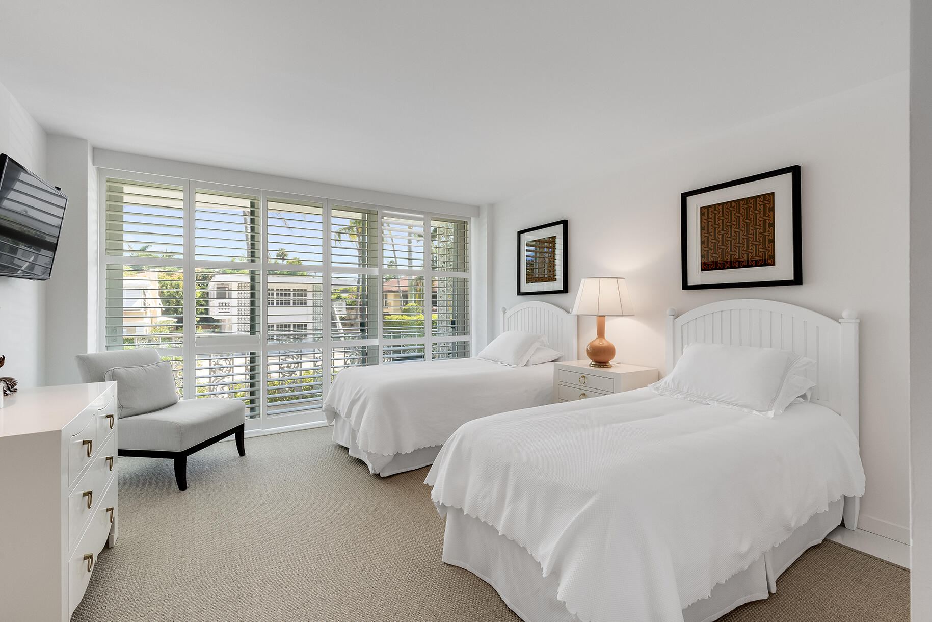 227 Australian #1e, Palm Beach FL 33480
