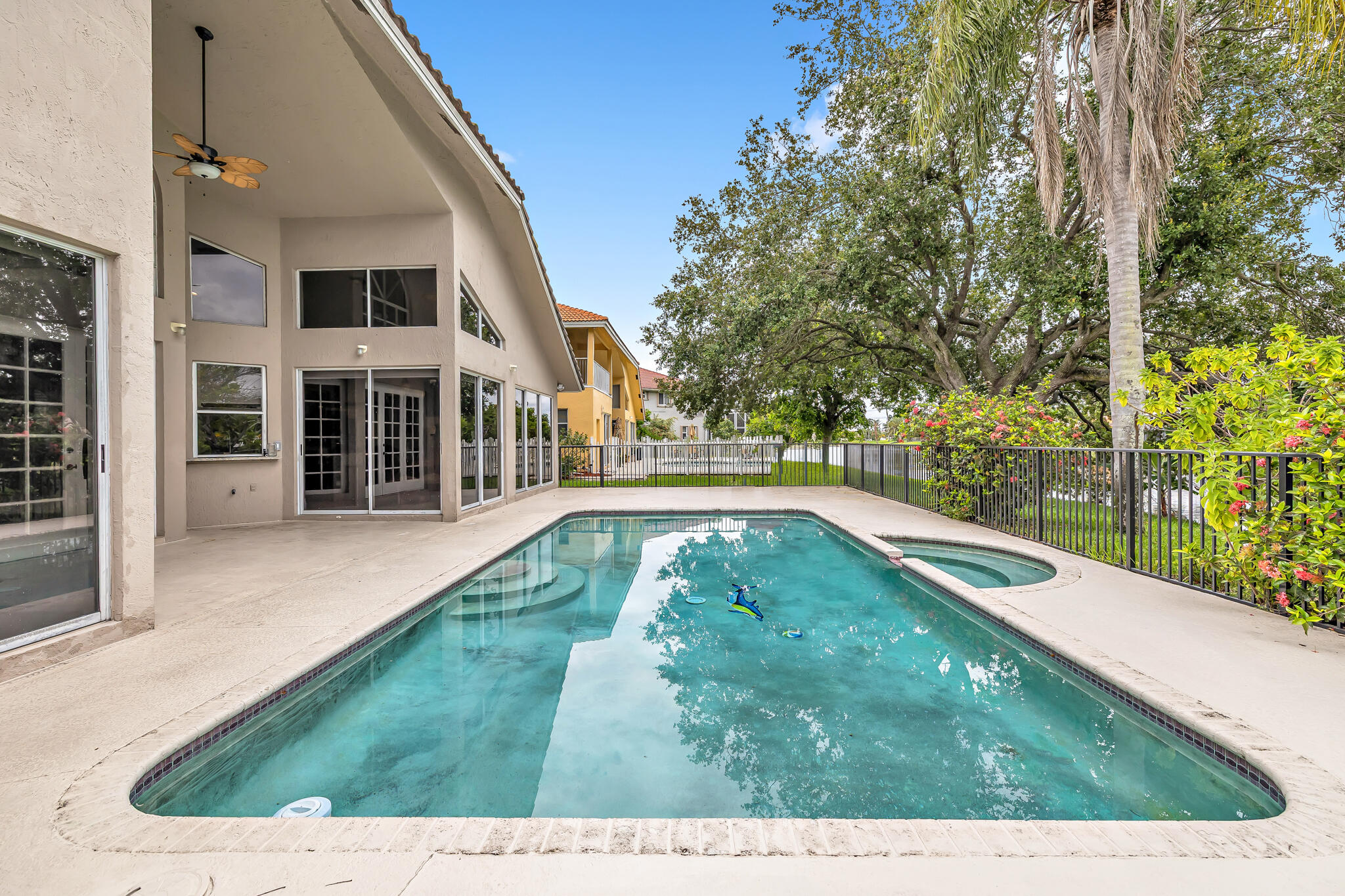 4300 NW 63rd, Coral Springs FL 33067
