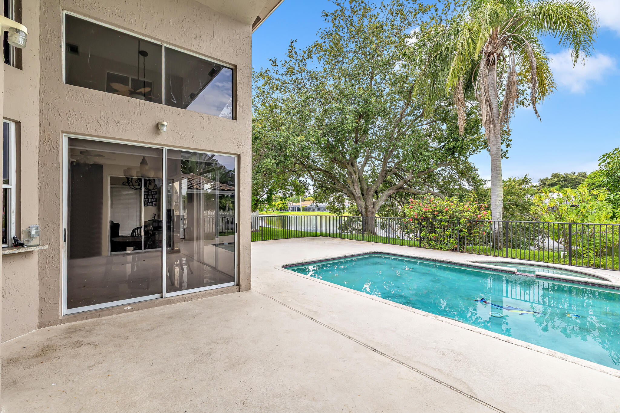 4300 NW 63rd, Coral Springs FL 33067