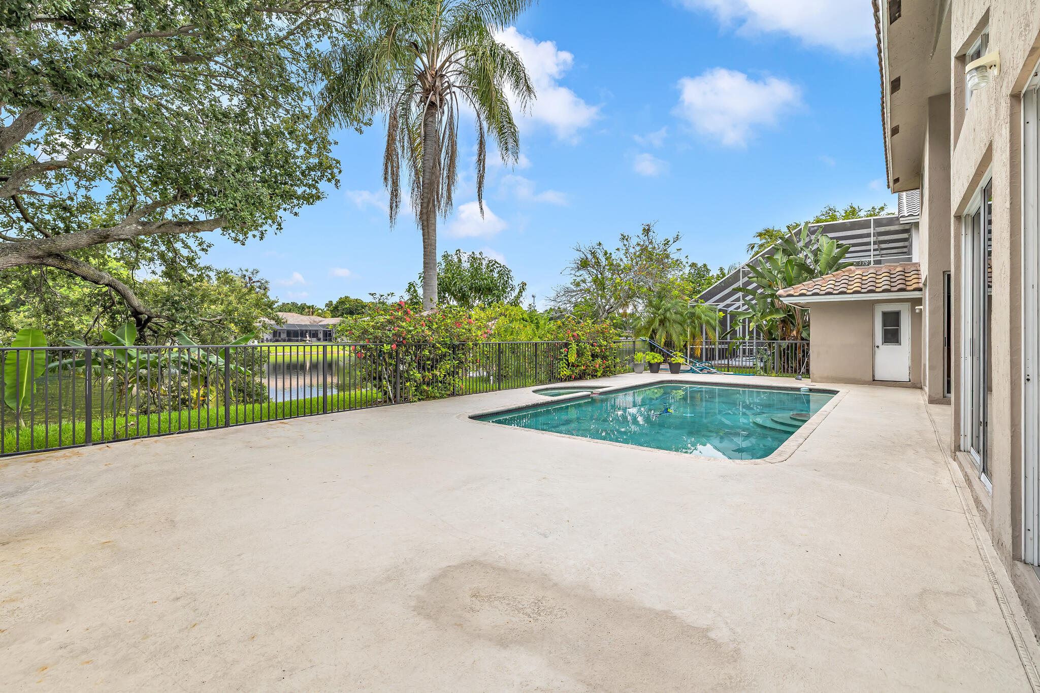 4300 NW 63rd, Coral Springs FL 33067