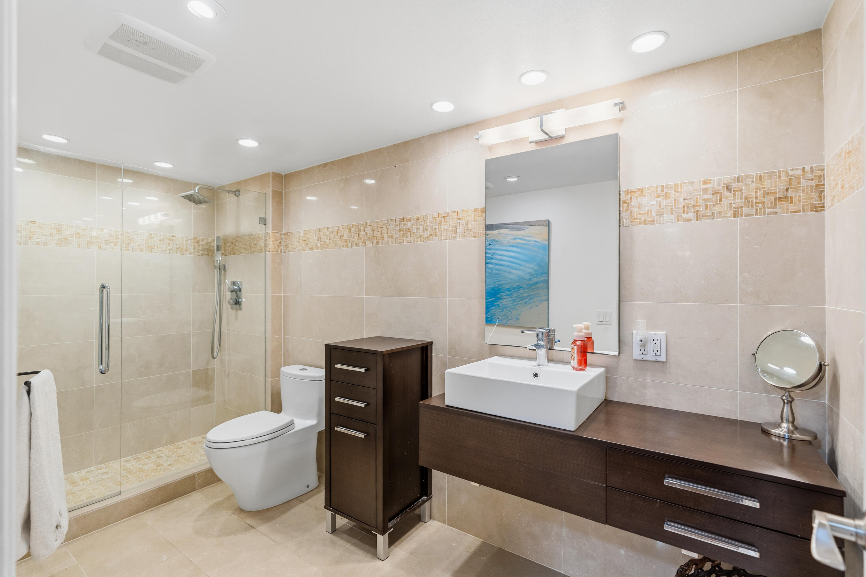 3050 NE 47th #107, Fort Lauderdale FL 33308