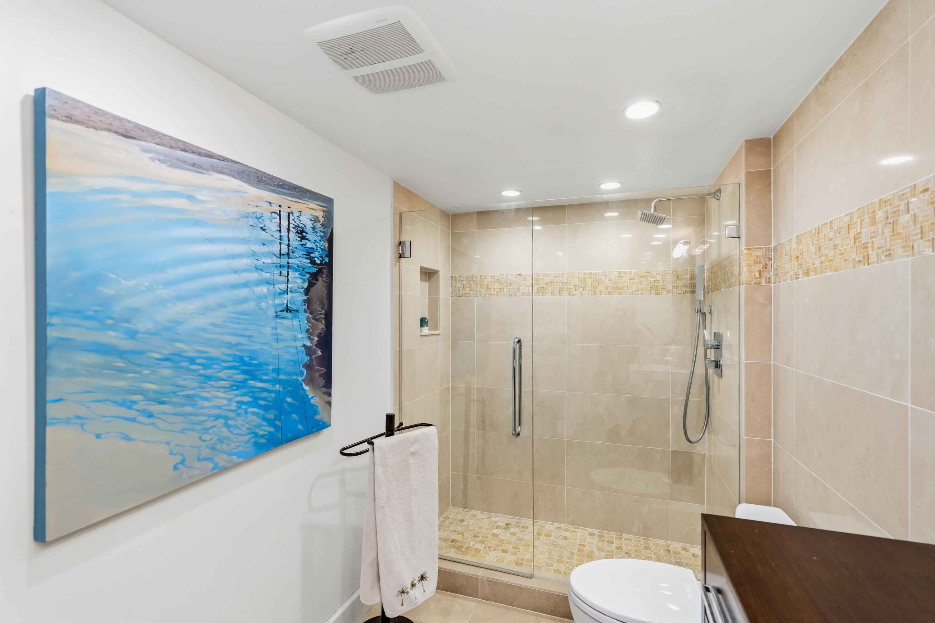 3050 NE 47th #107, Fort Lauderdale FL 33308