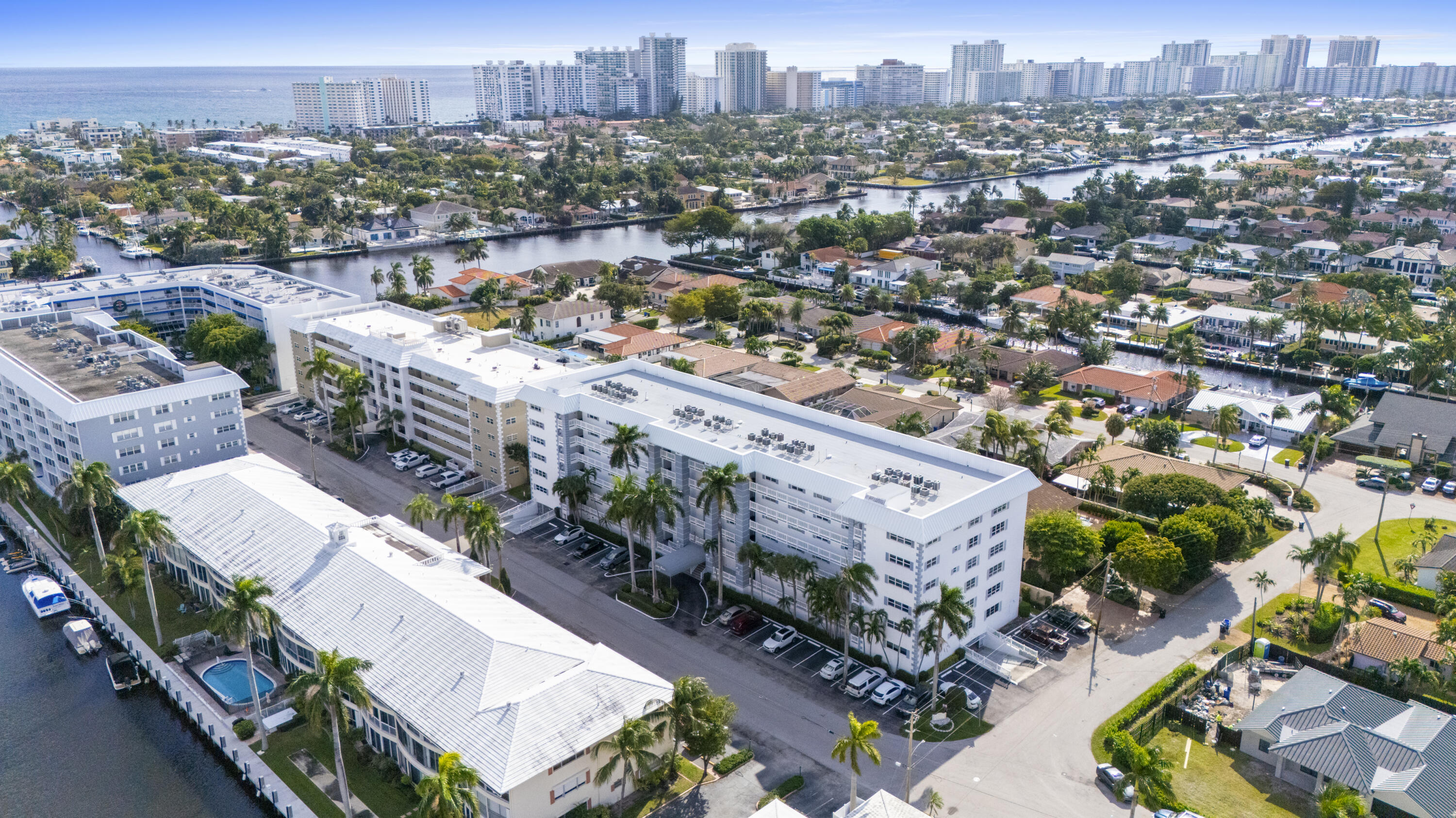 3050 NE 47th #107, Fort Lauderdale FL 33308