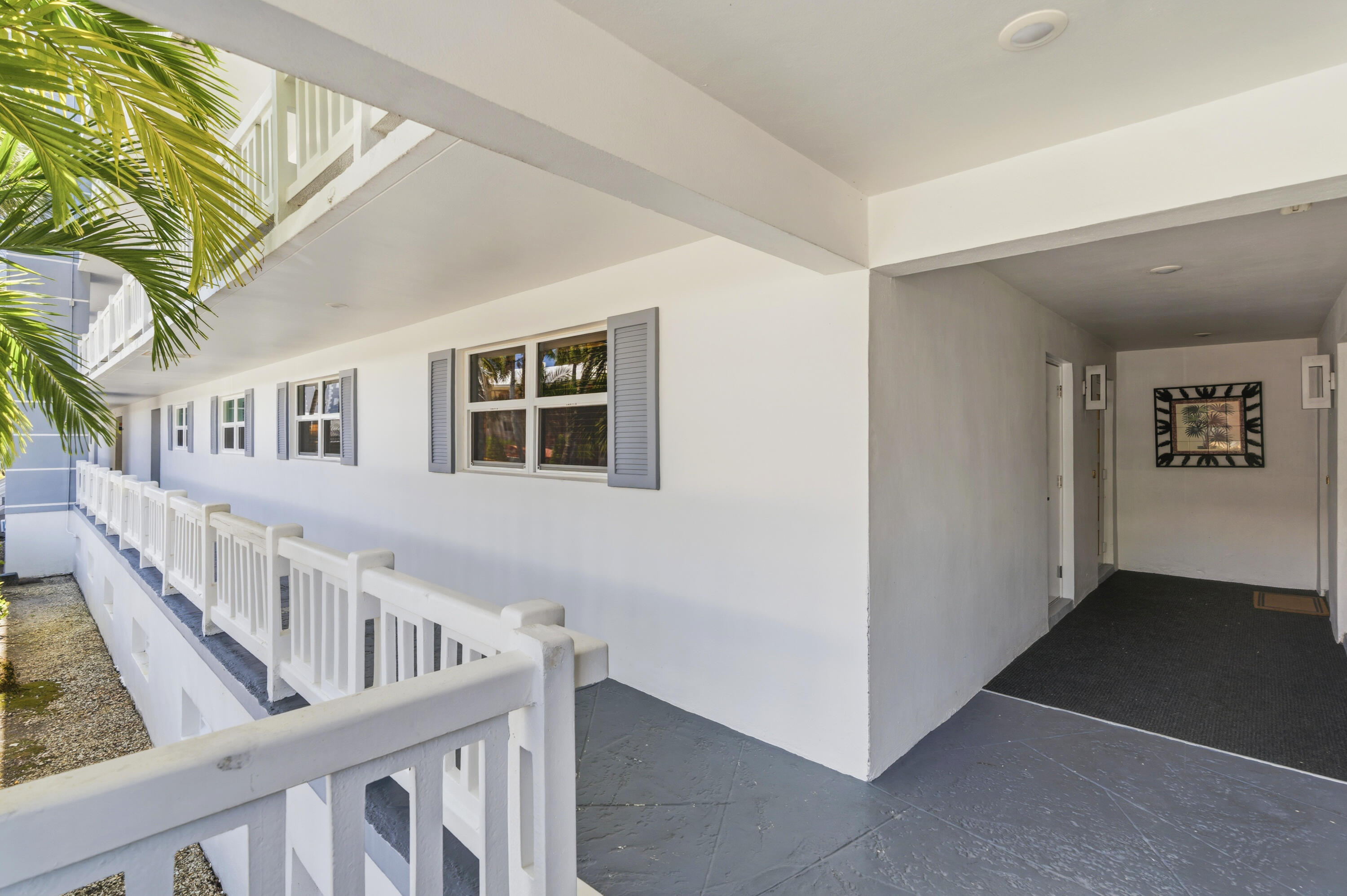 3050 NE 47th #107, Fort Lauderdale FL 33308