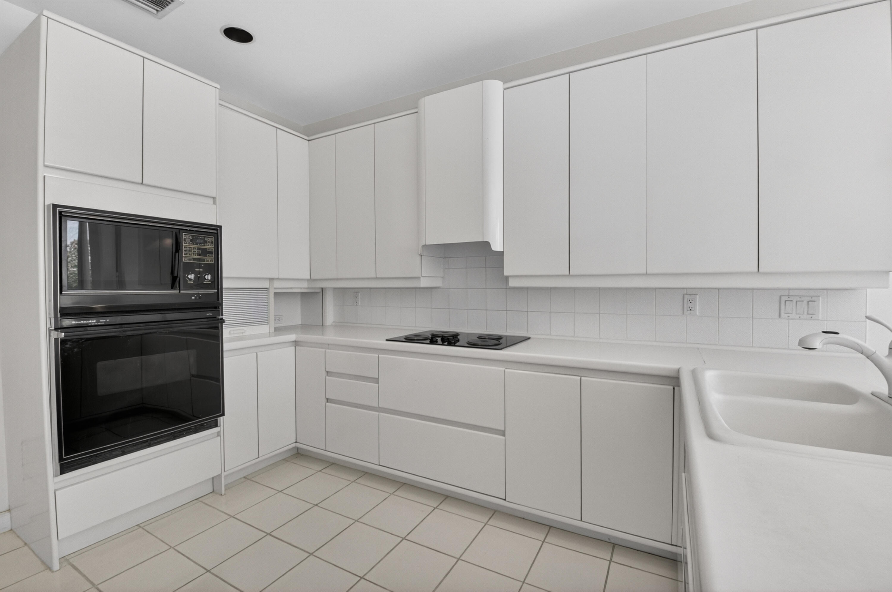 5768 Harrington, Boca Raton FL 33496