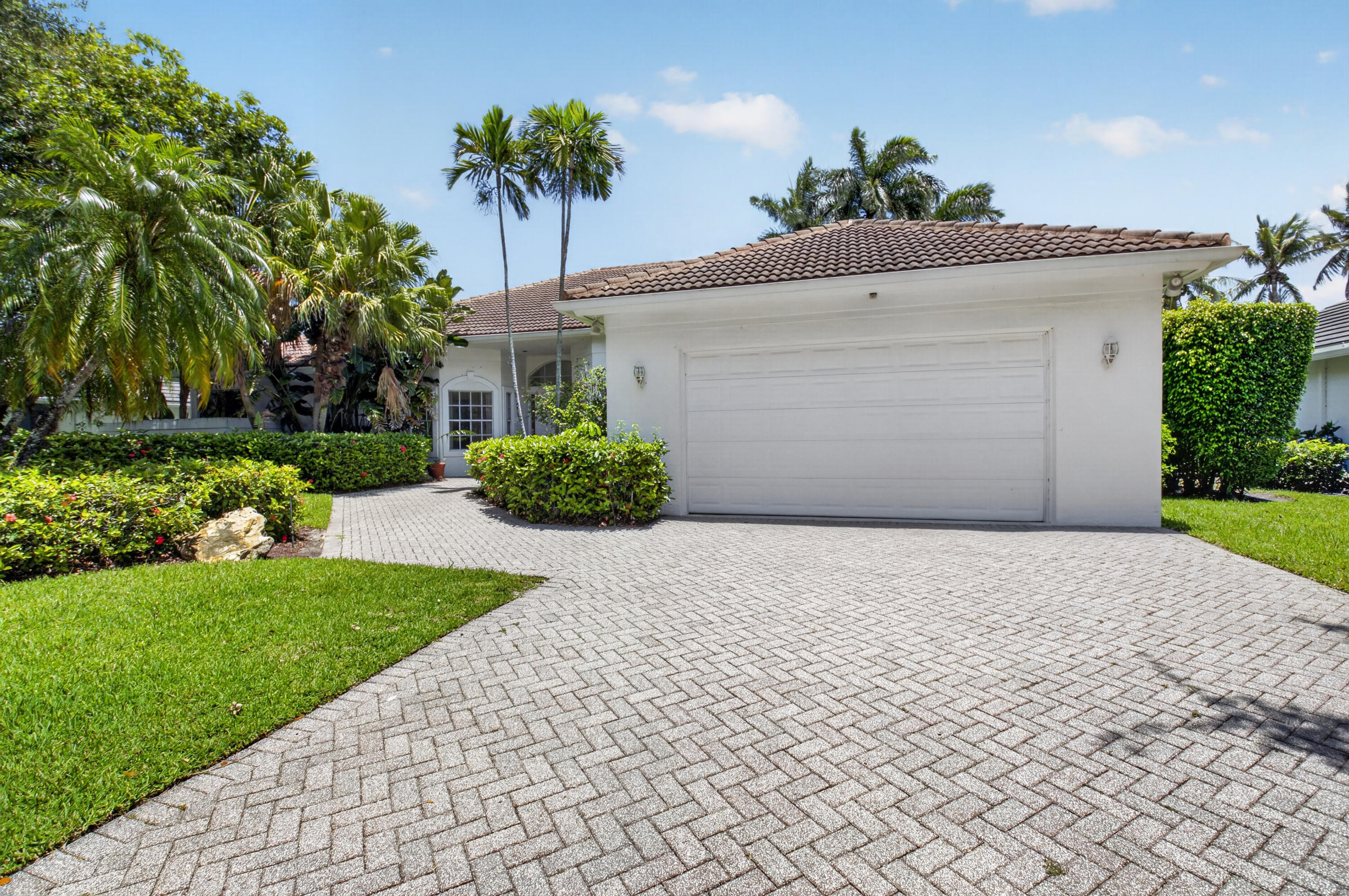 5768 Harrington, Boca Raton FL 33496