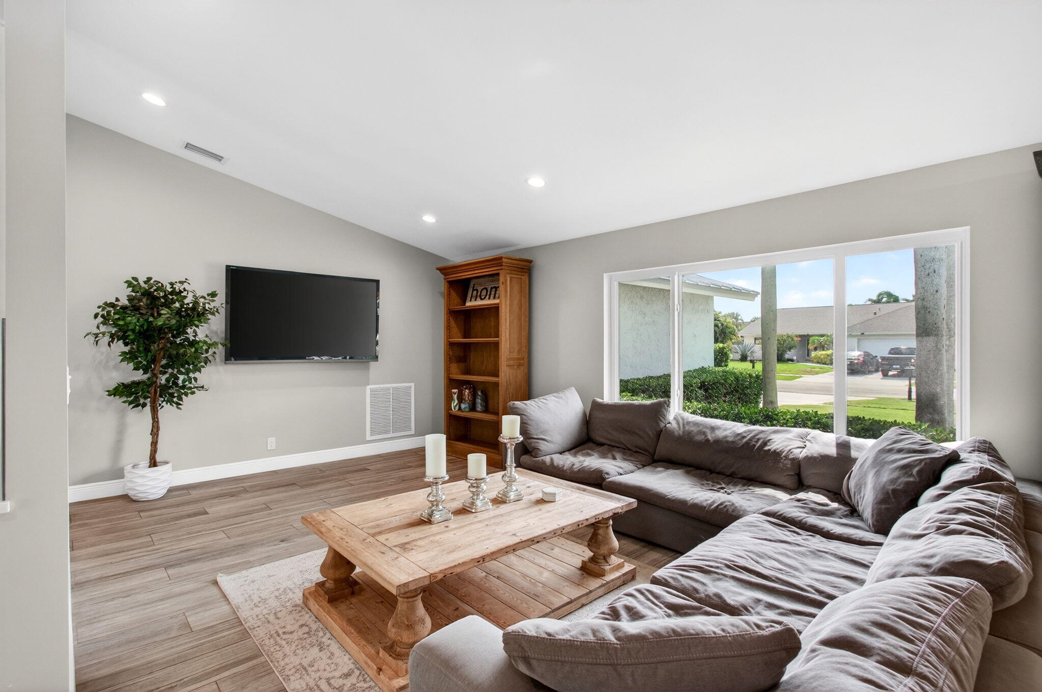17773 Maplewood, Boca Raton FL 33487