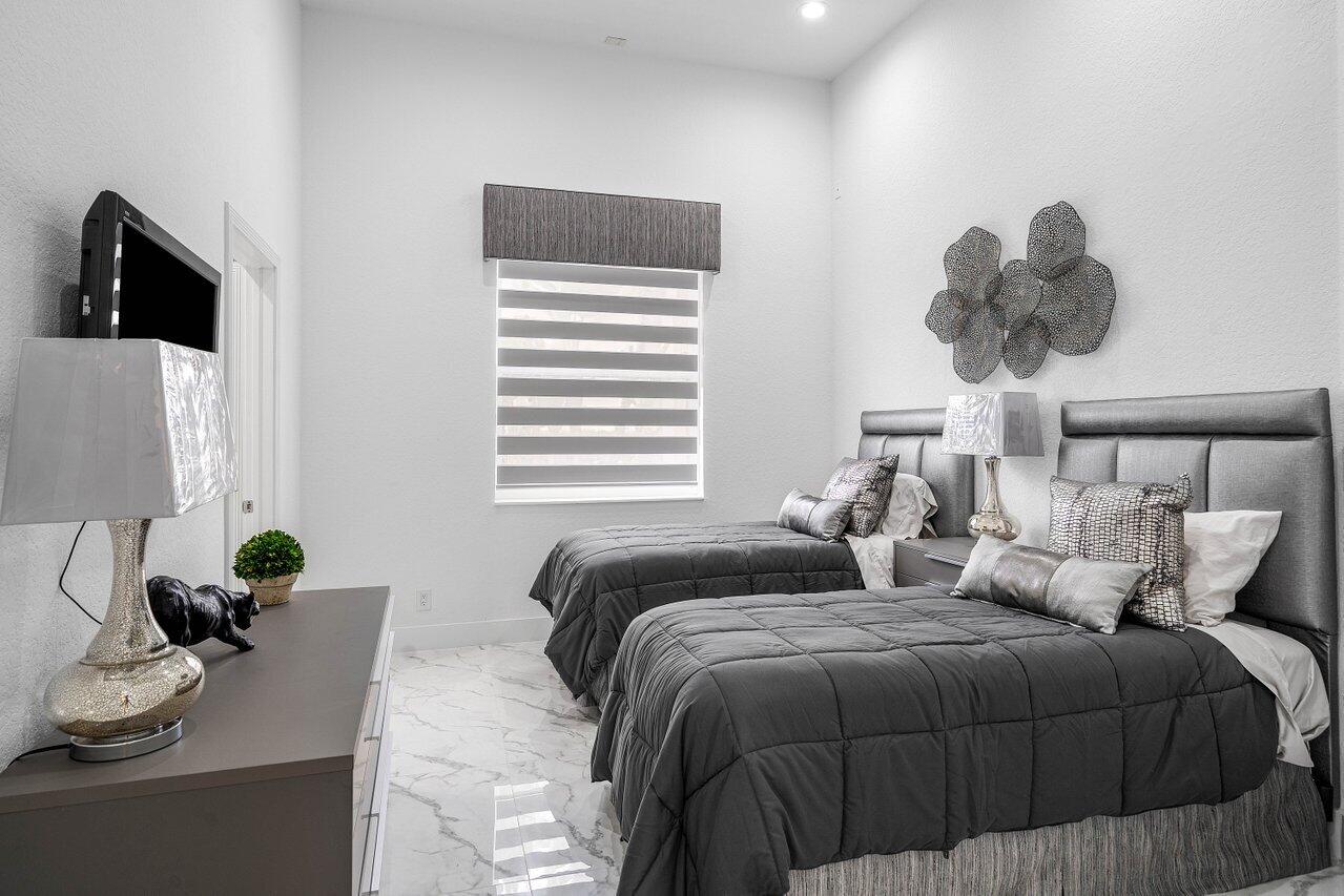 6517 Somerset, Boca Raton FL 33496