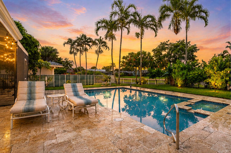 2378 Deer Creek Lob Lolly, Deerfield Beach FL 33442